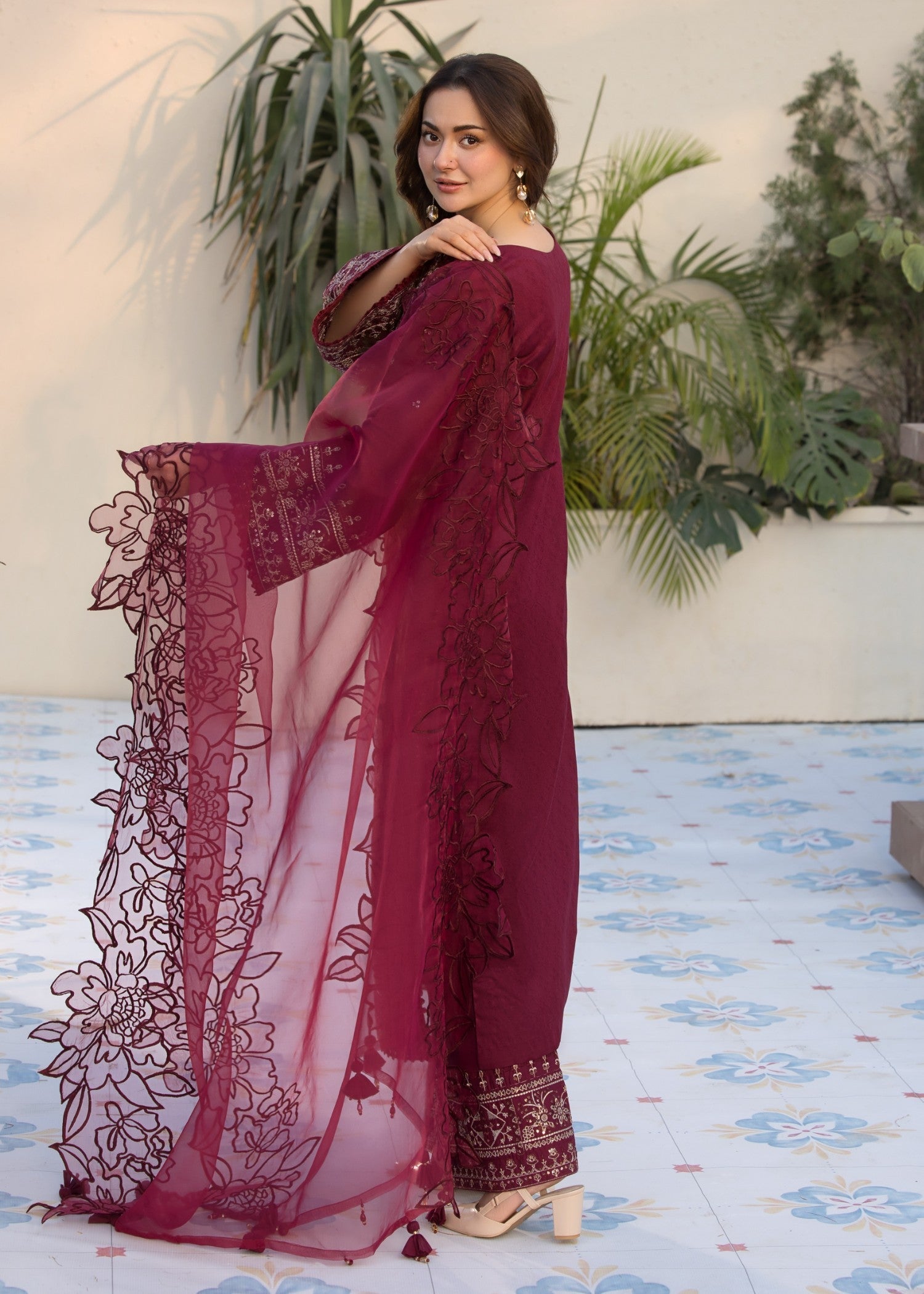 self jacquard Kurta Set in Maroon