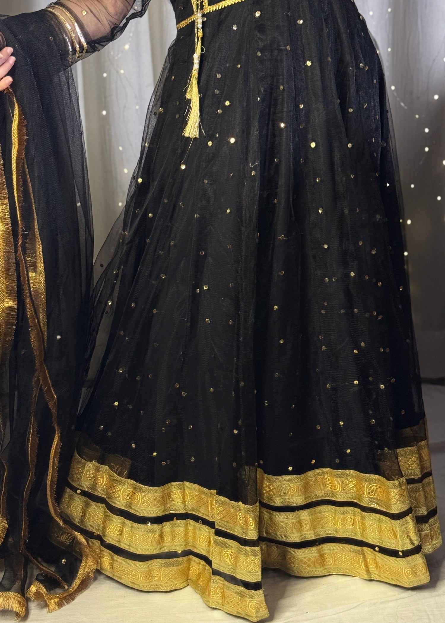 polyester net Maxi in Jet black
