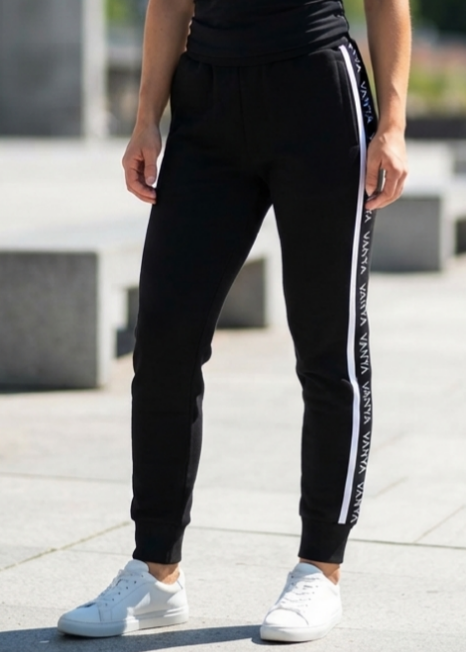 polyester-spandex Trousers in Black