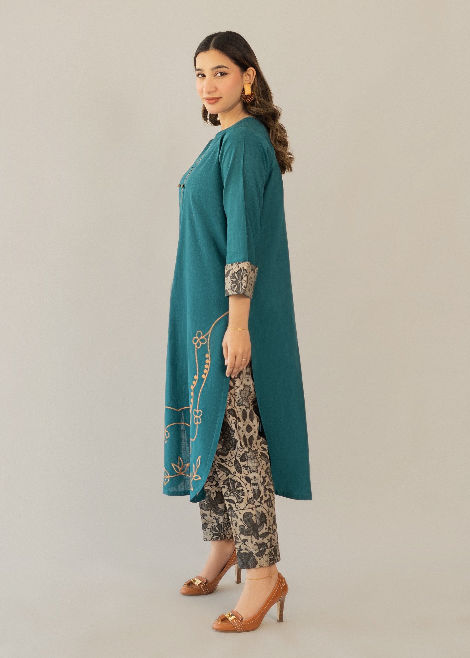slub khaddar Kurta Set in Sea green