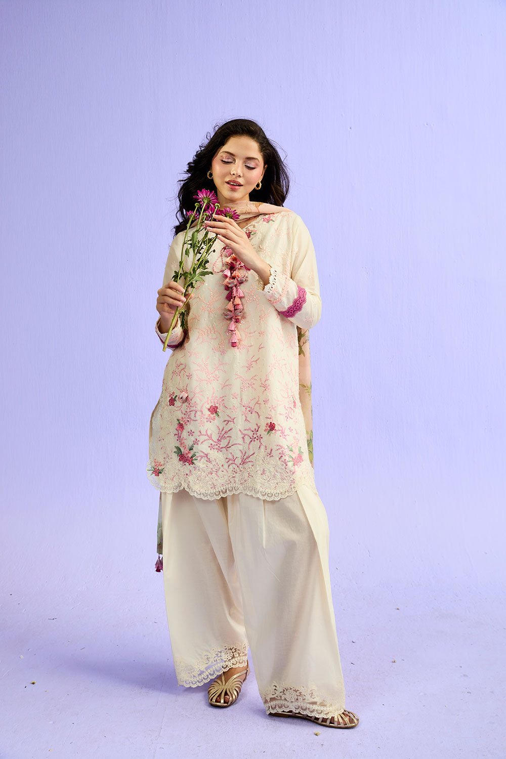 Vital Luxury Lawn Vol-2 – D-1A