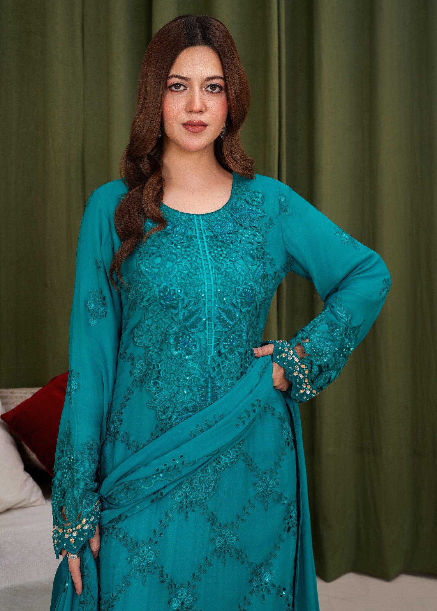 crinkle chiffon Kurta Set in Jungle green