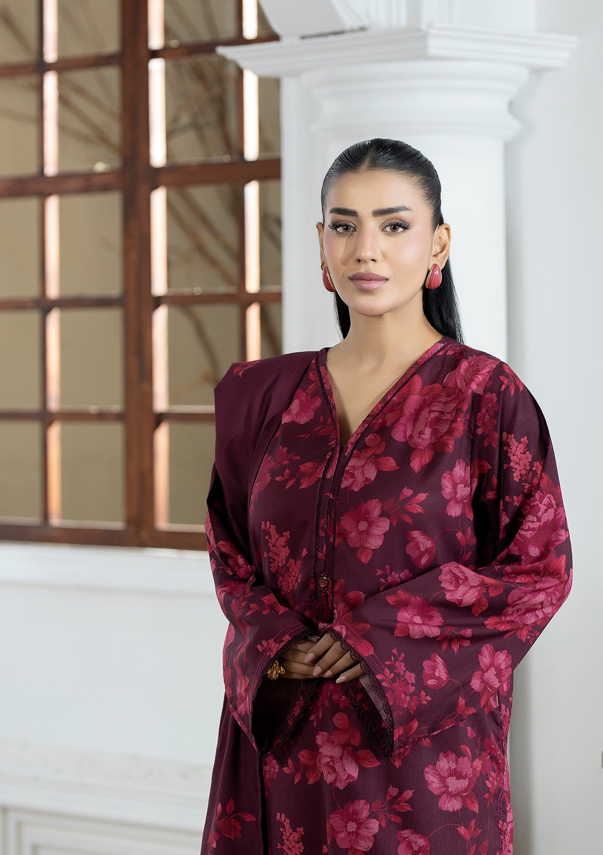 dhanak Kurta Set in Blood red