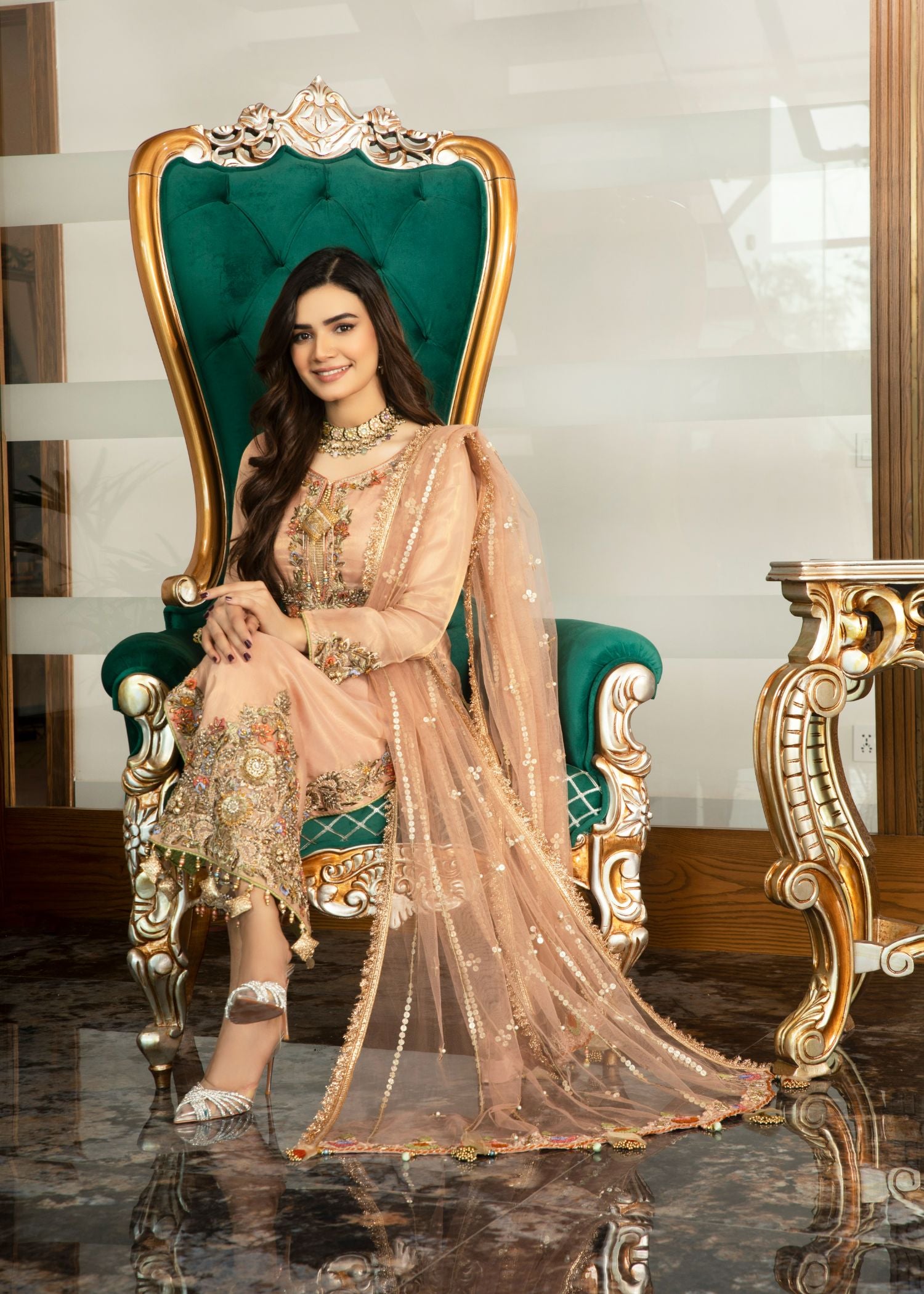bemberg crinkle chiffon Kurta Set in Peach pink