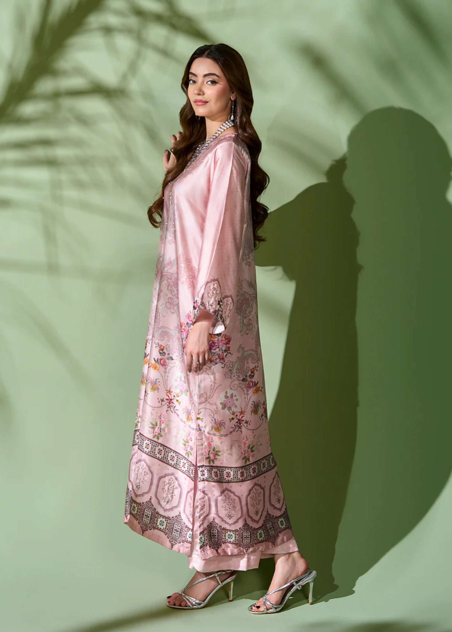 silk Kaftan in Pink
