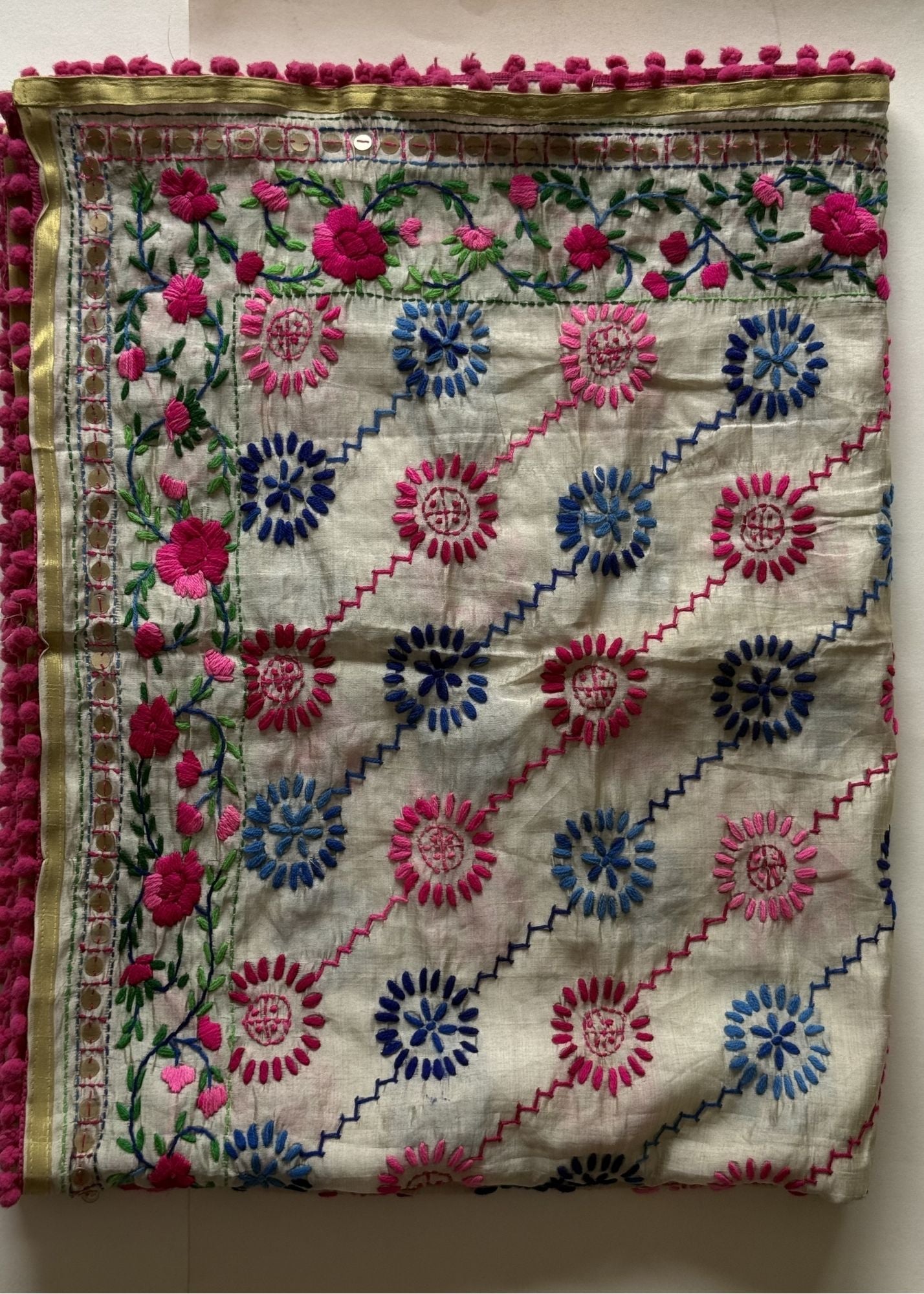 Dupatta in Multi, off-white, pink Color by - Trendy Women Dupatta JOO1072