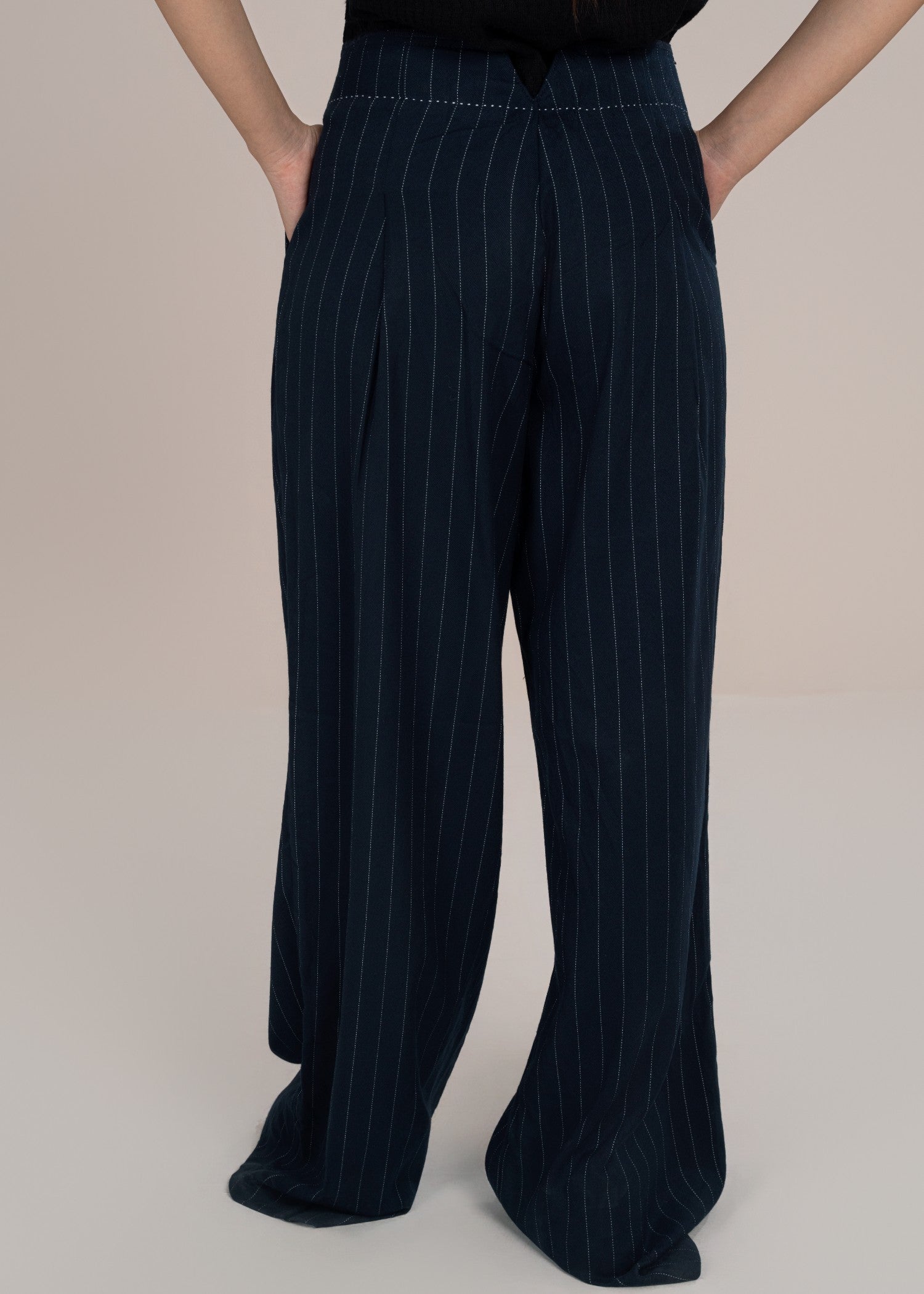 linen Trousers in Navy blue