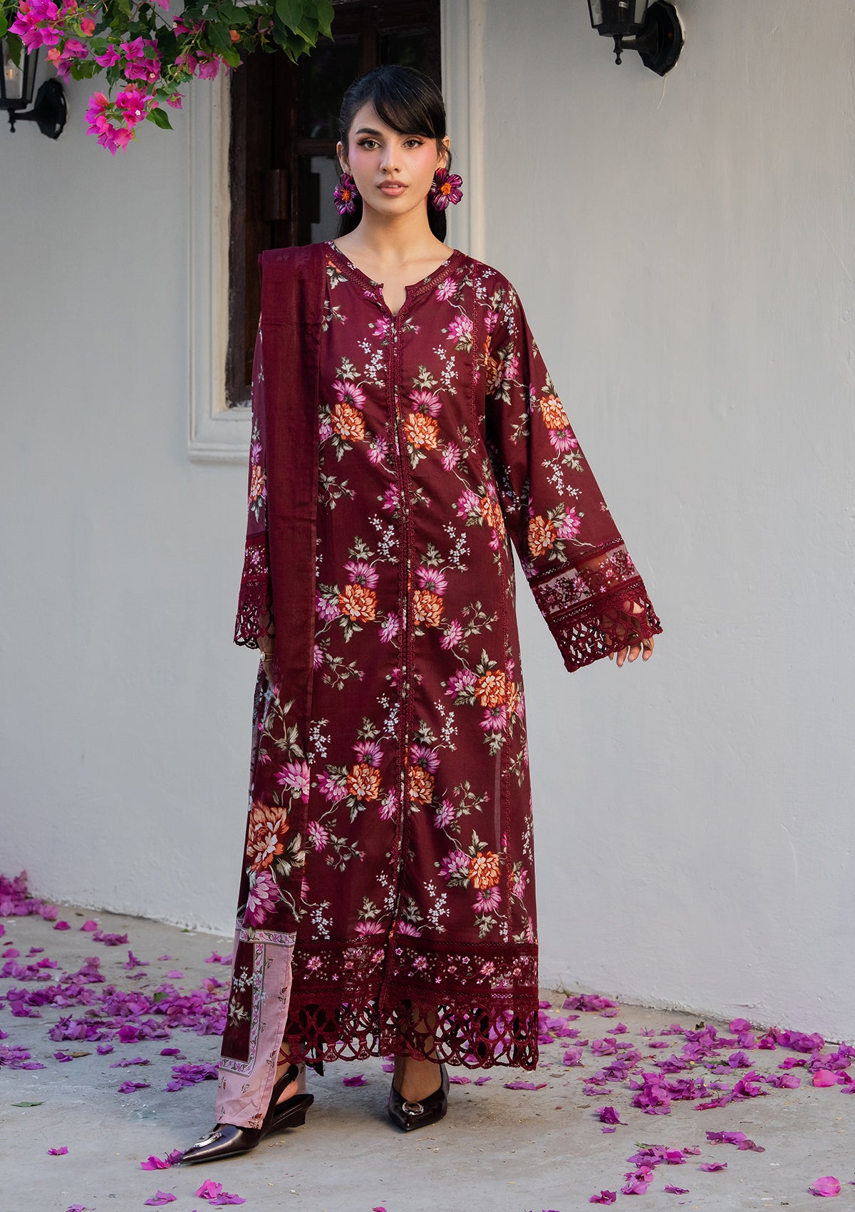 lawn Kurta Set in Blood red