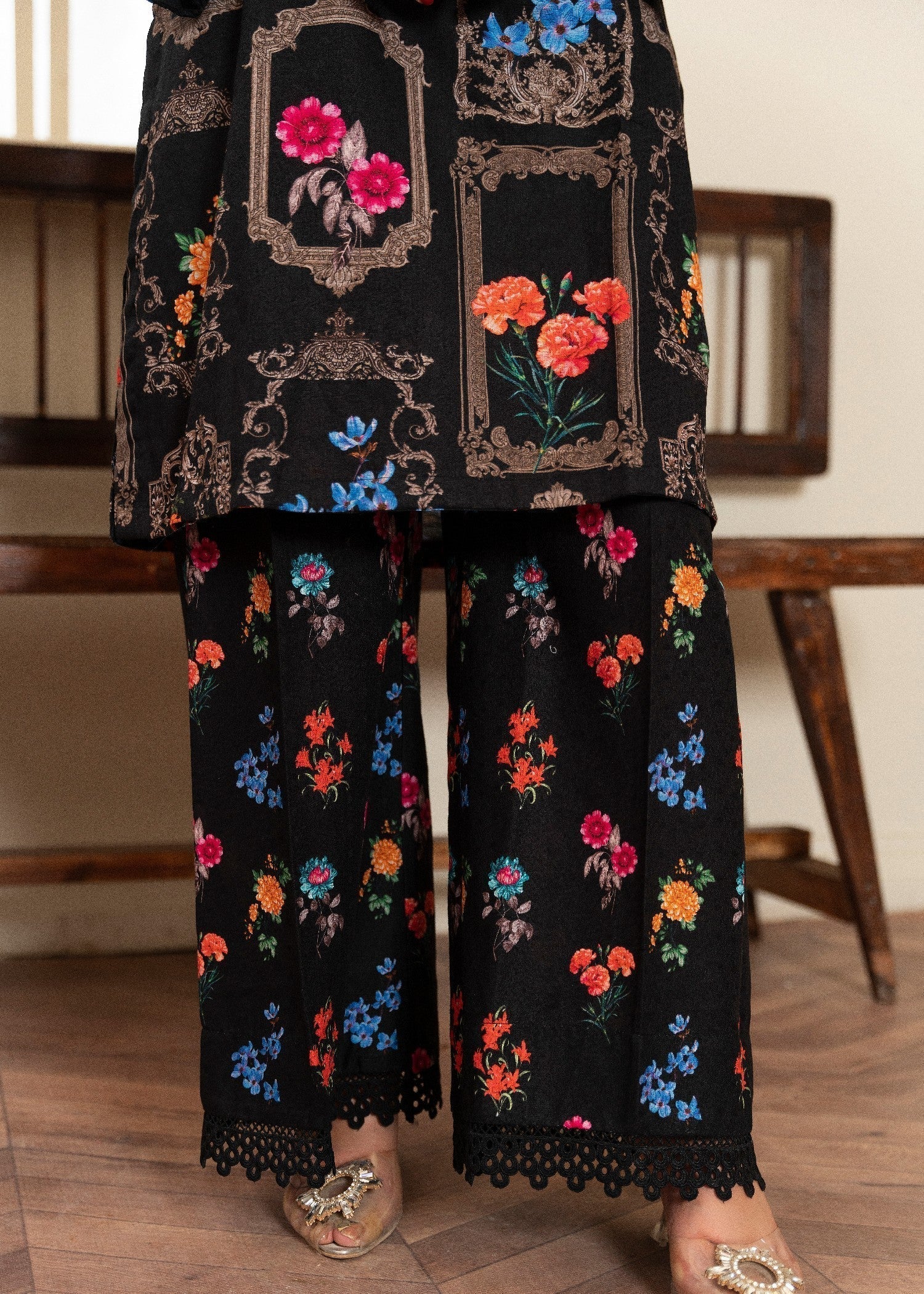 textured lawn Kurta Set in Black