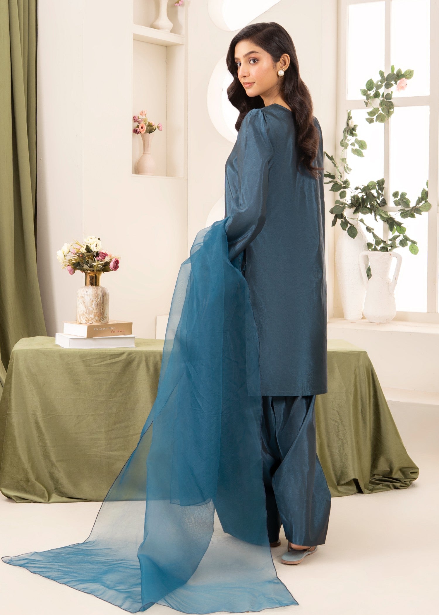 viscose raw silk Kurta Set in Steel teal