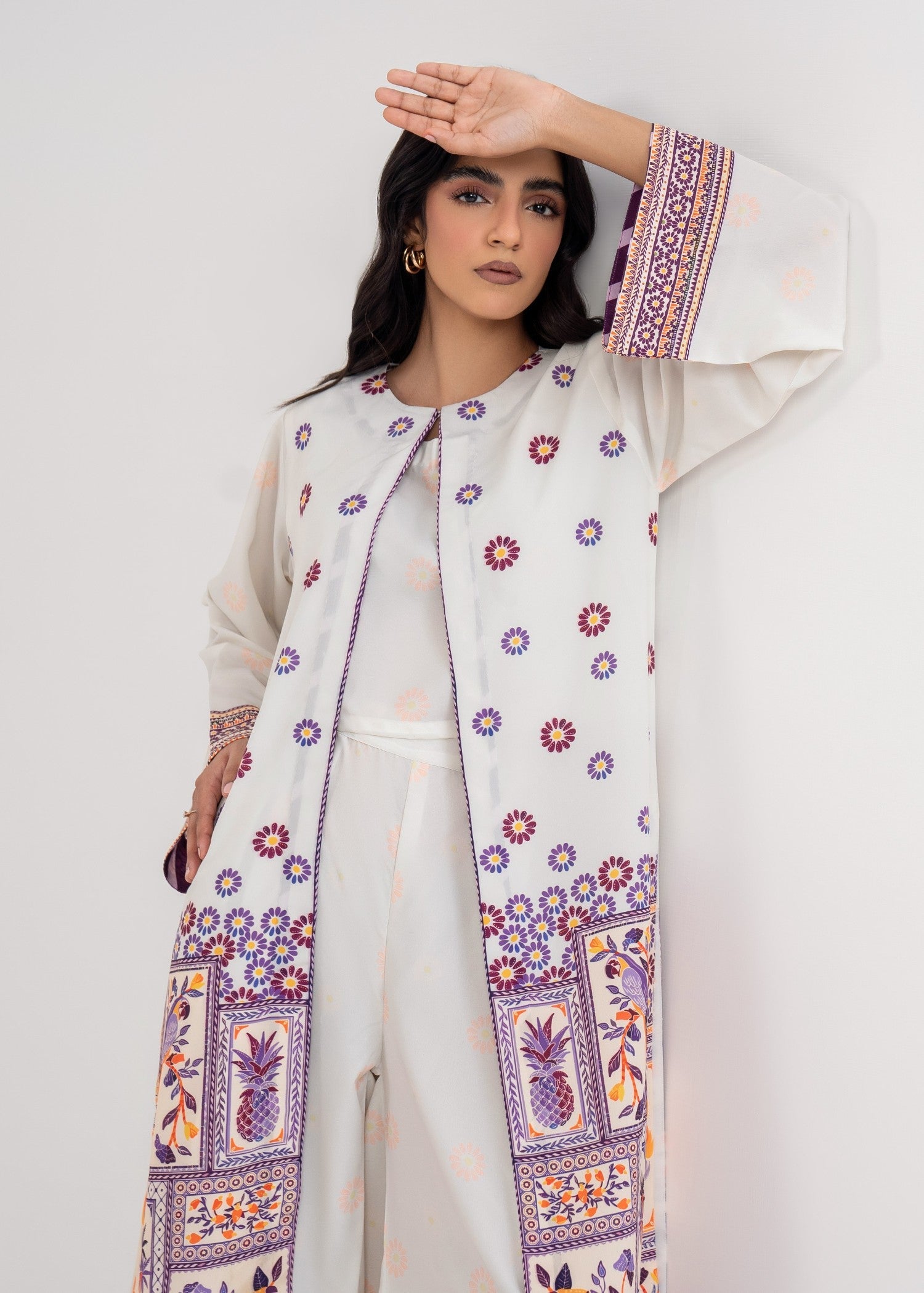 grip Gown in Off-white