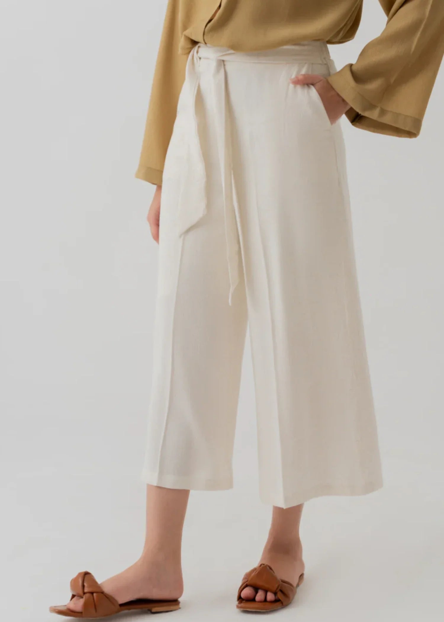 viscose linen Trousers in Off-white