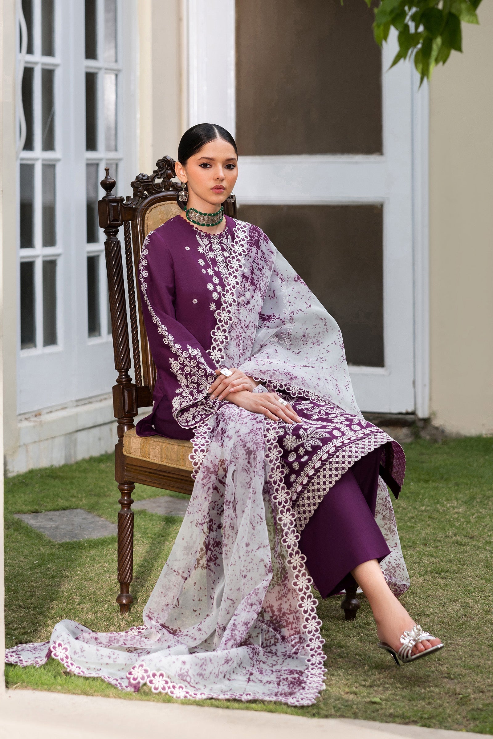Summer Lawn – Koya