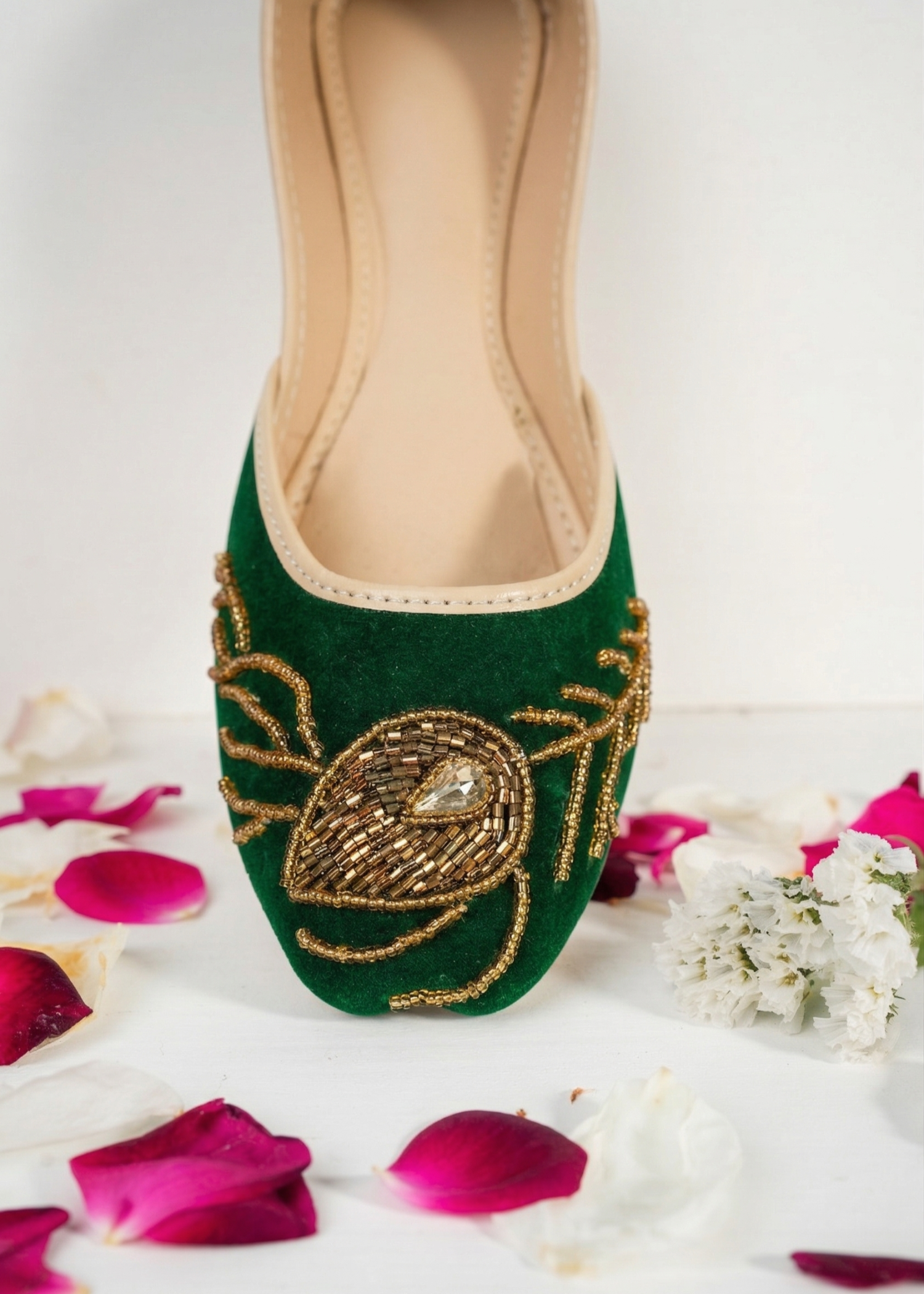Khussa in Green by - High Quality Women Khussa SYN4921