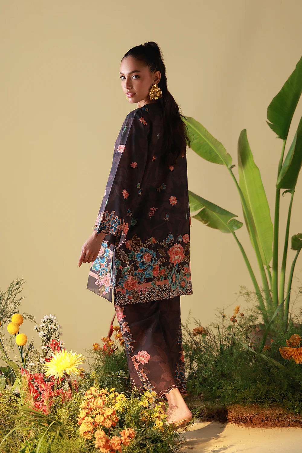 Mirha 2PC Lawn – Coffee Bloom