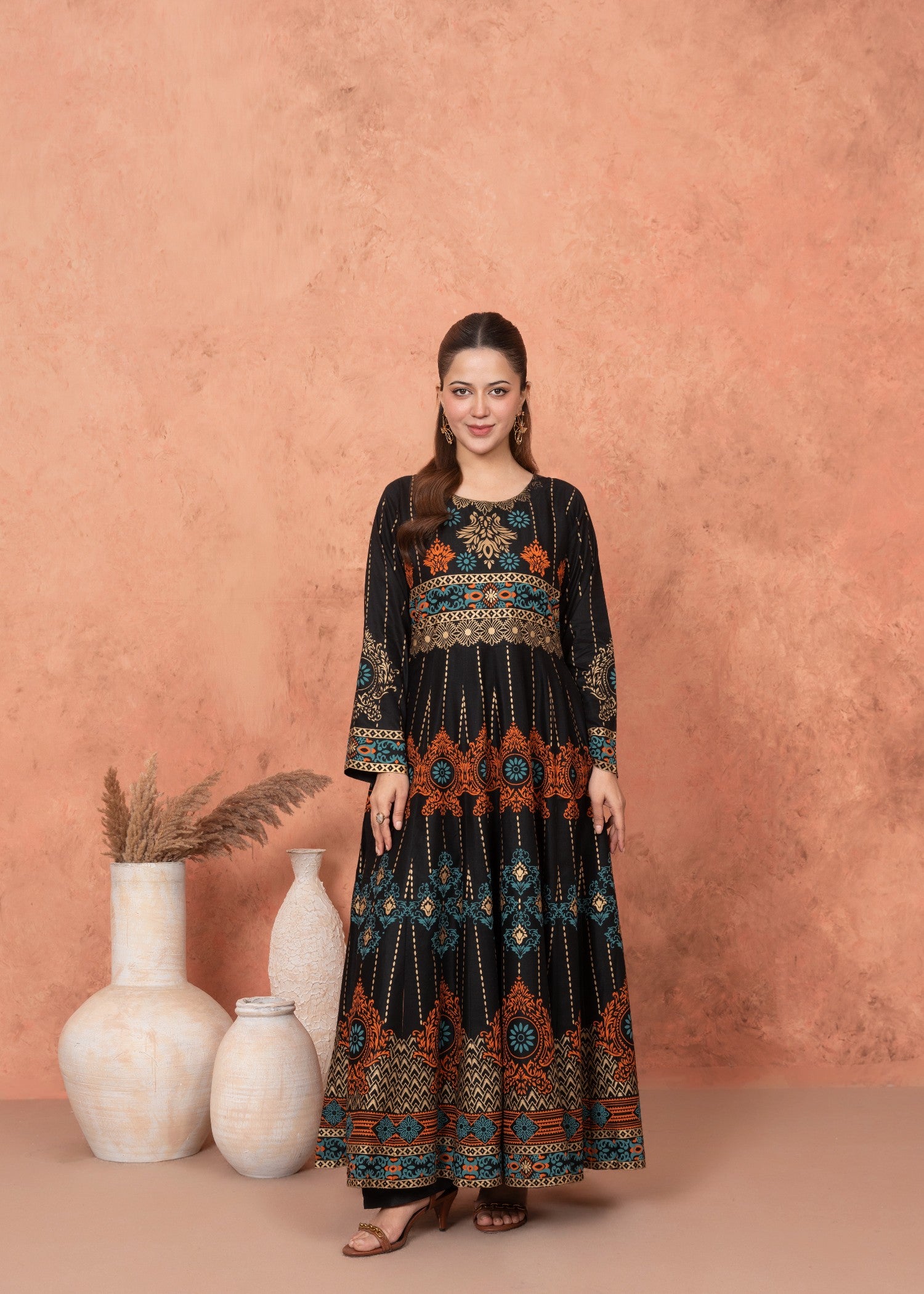 linen Anarkali in Black