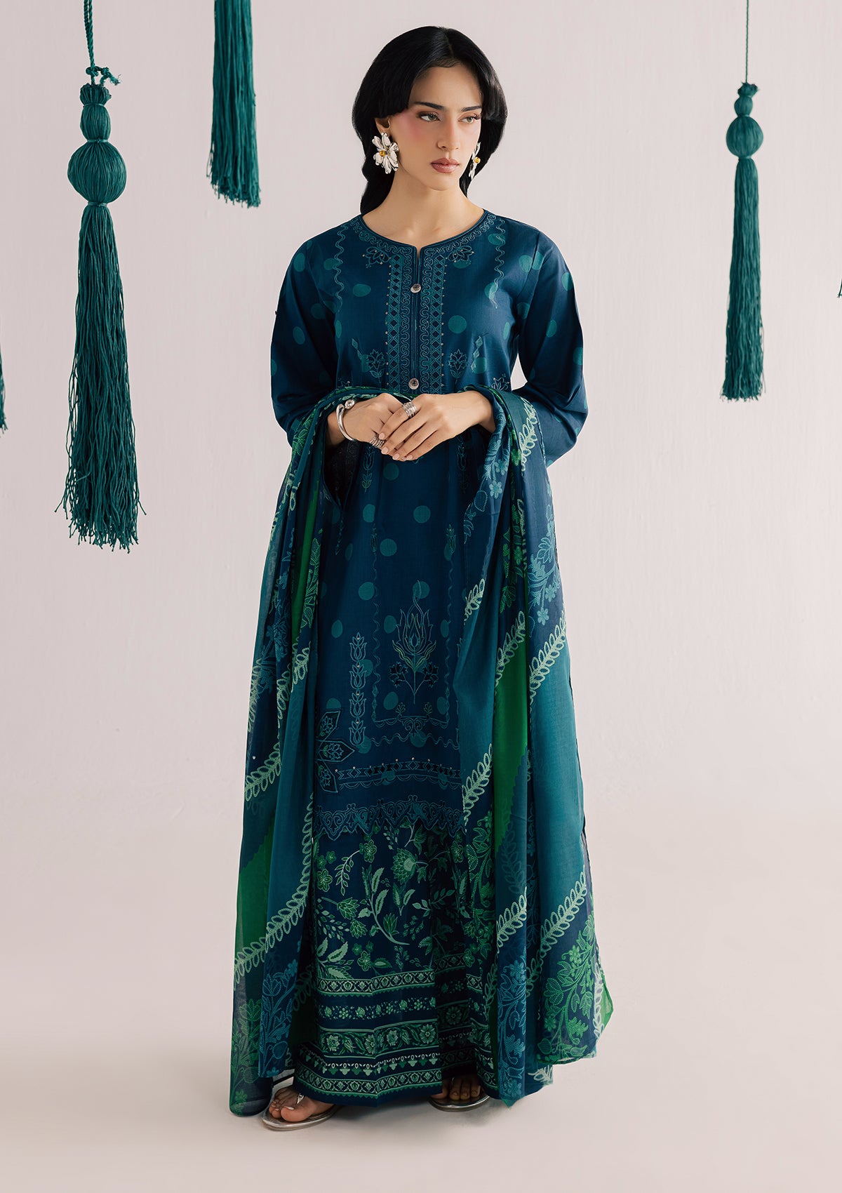 lawn Kurta Set in Prussian blue