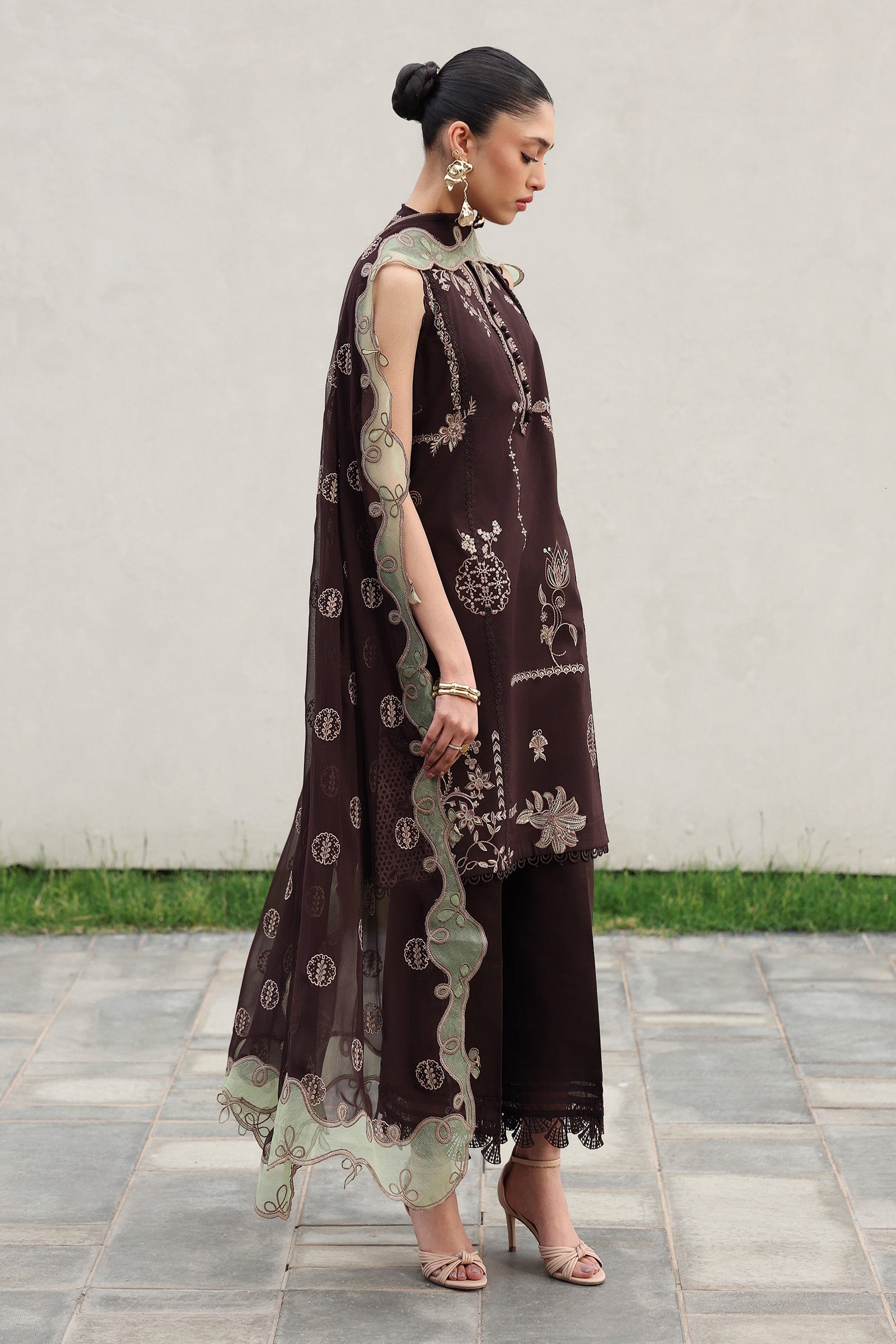 Qline Lawn Drop II – QKL-15 YASRA