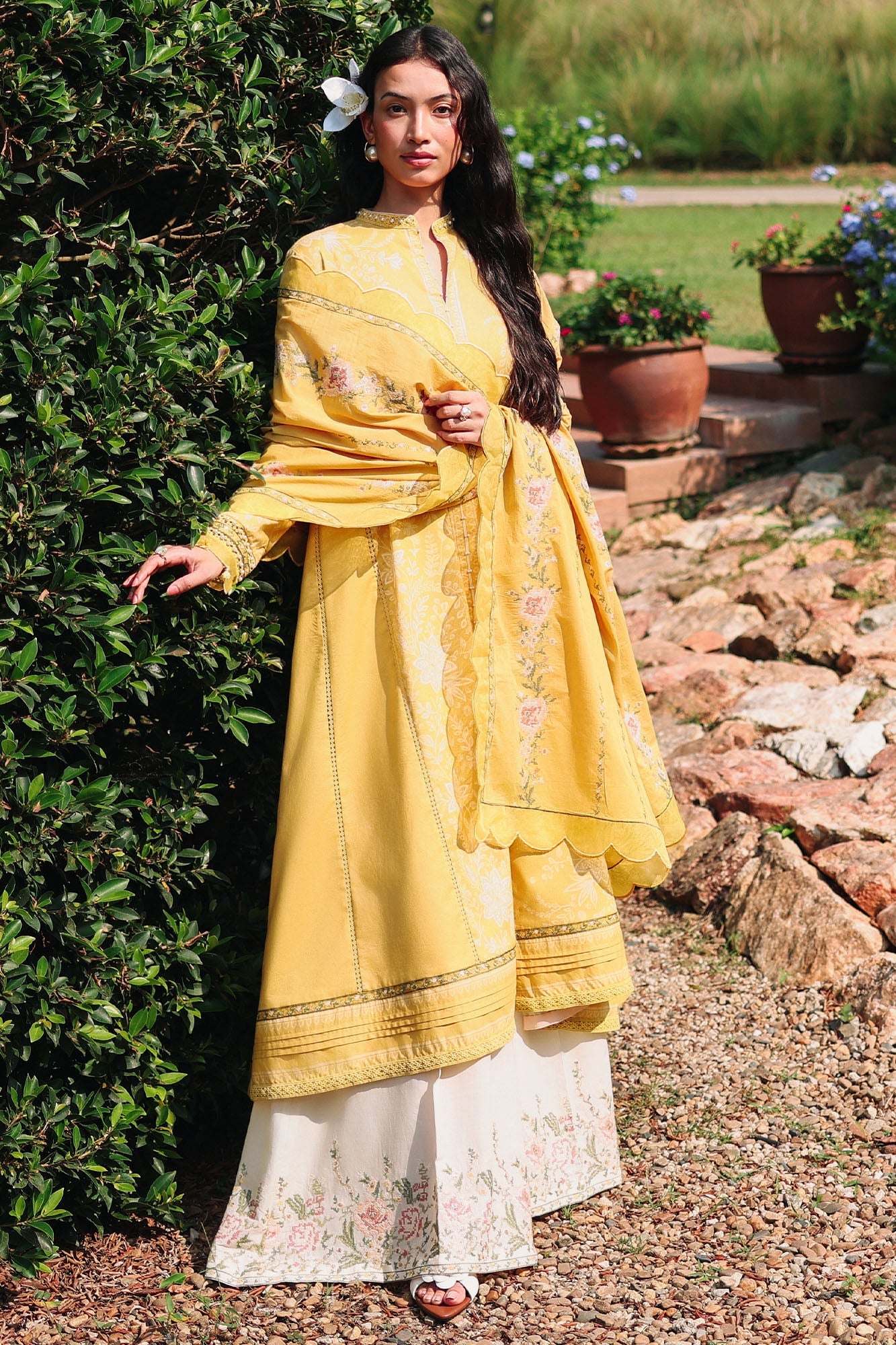 Eid Lawn Edit – Petal Drapes