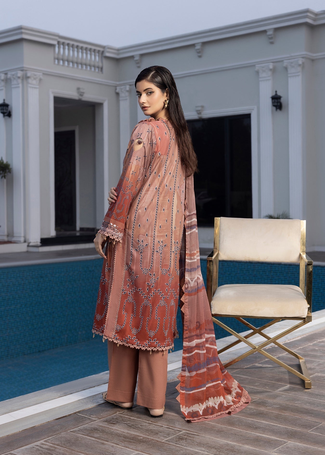 lawn Unstitched in Brown