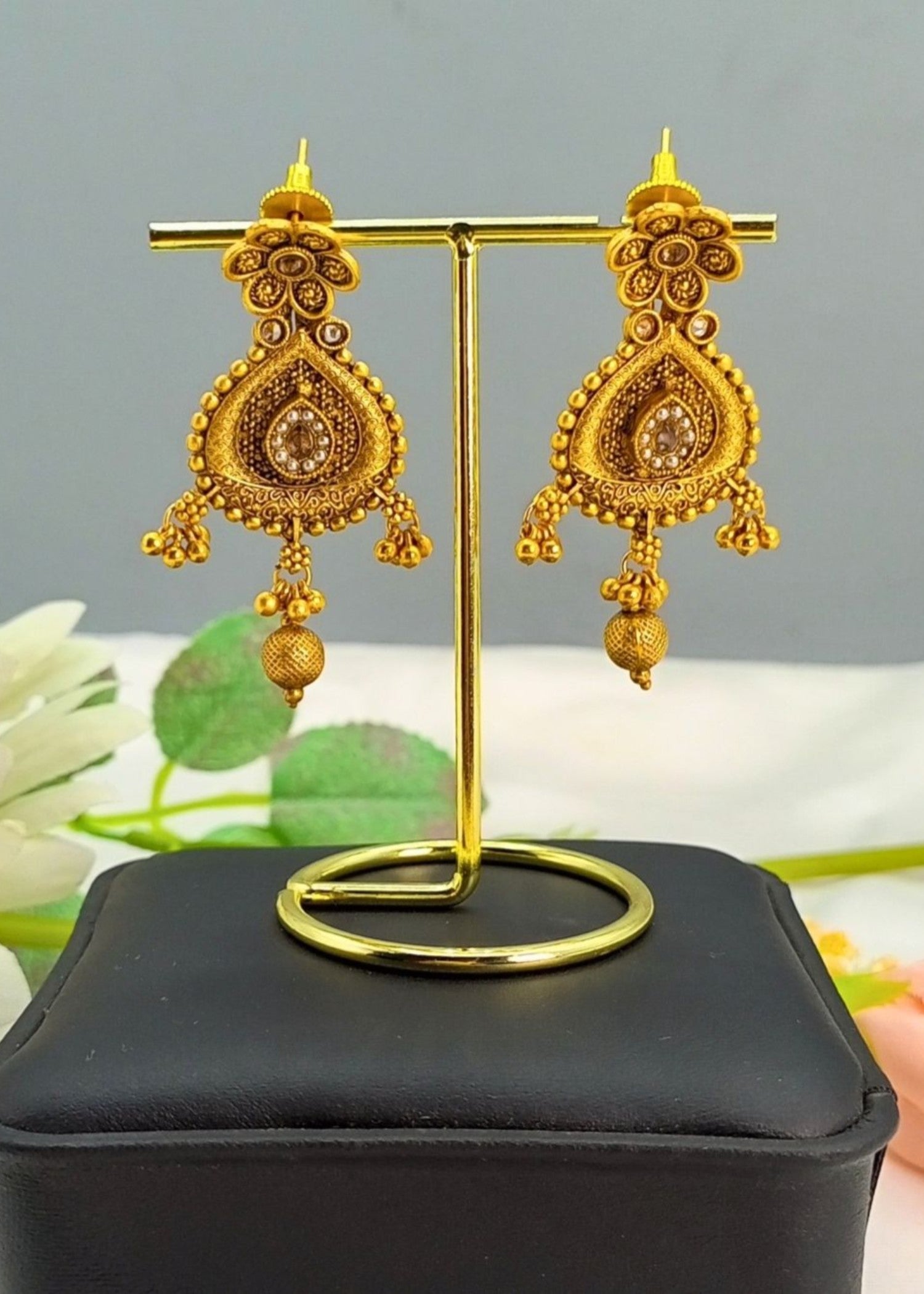 Earrings in Pearl white Color by - Trendy Women Earrings NCK5083