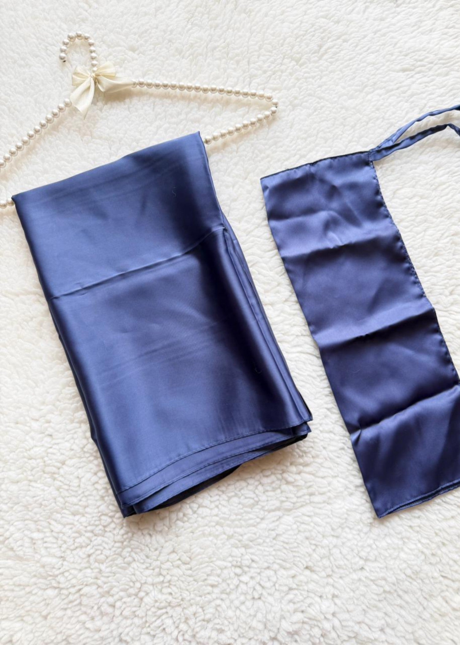 satin silk Veil in Ocean blue