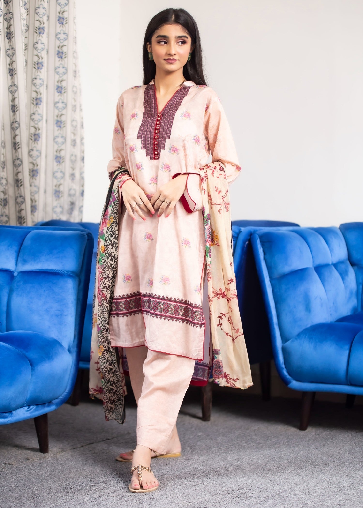 lawn Kurta Set in Light pink