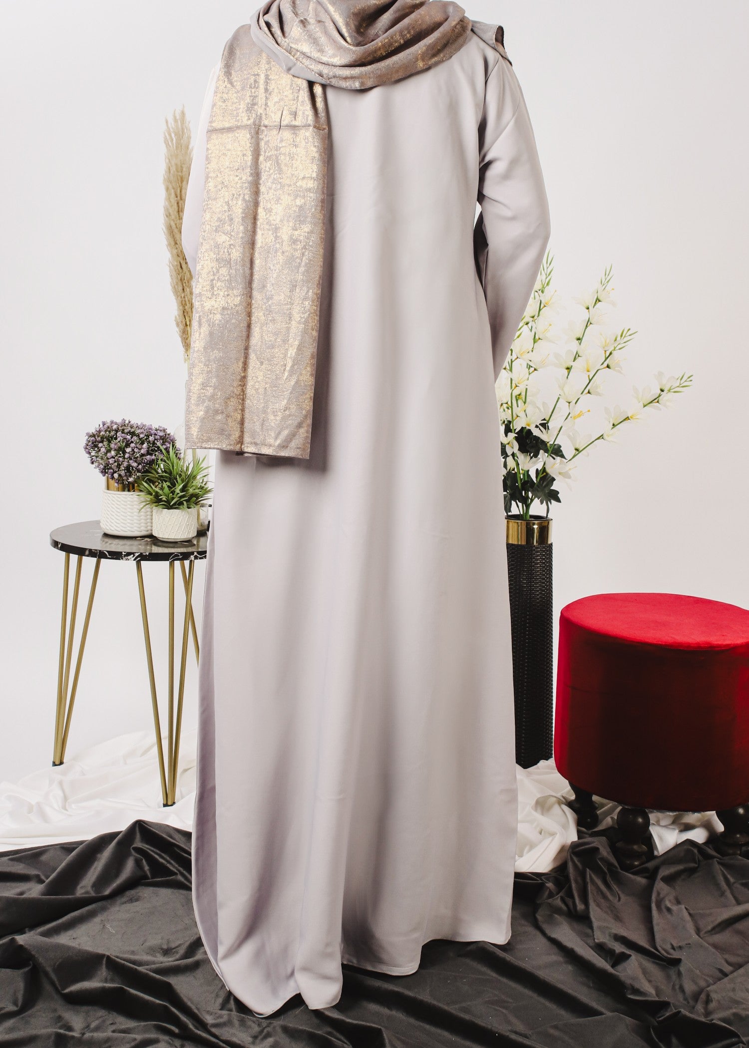 nidha Abaya in Silver, pastel grey