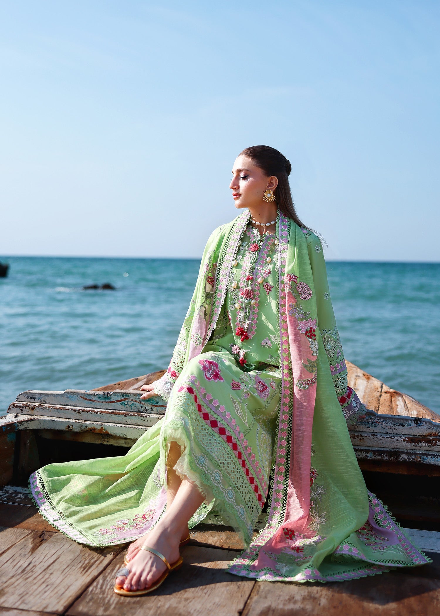 Breeze Festive Luxury Lawn – NOOR-2-B