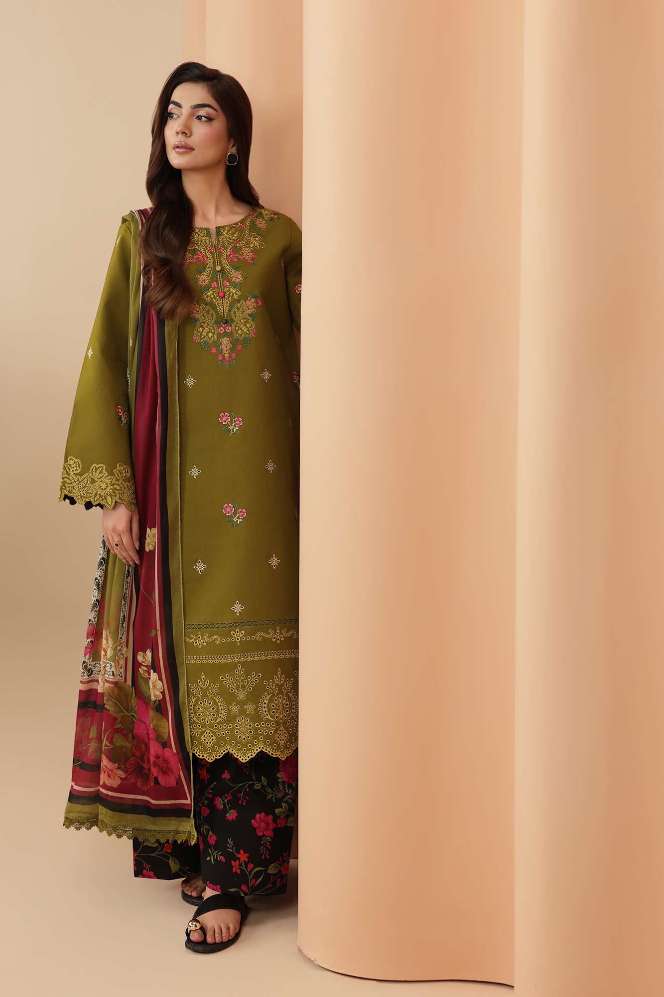 Jahaan Lawn Edit – J-10