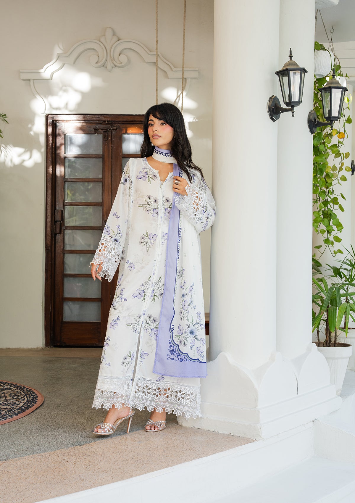 lawn Kurta Set in Off-white