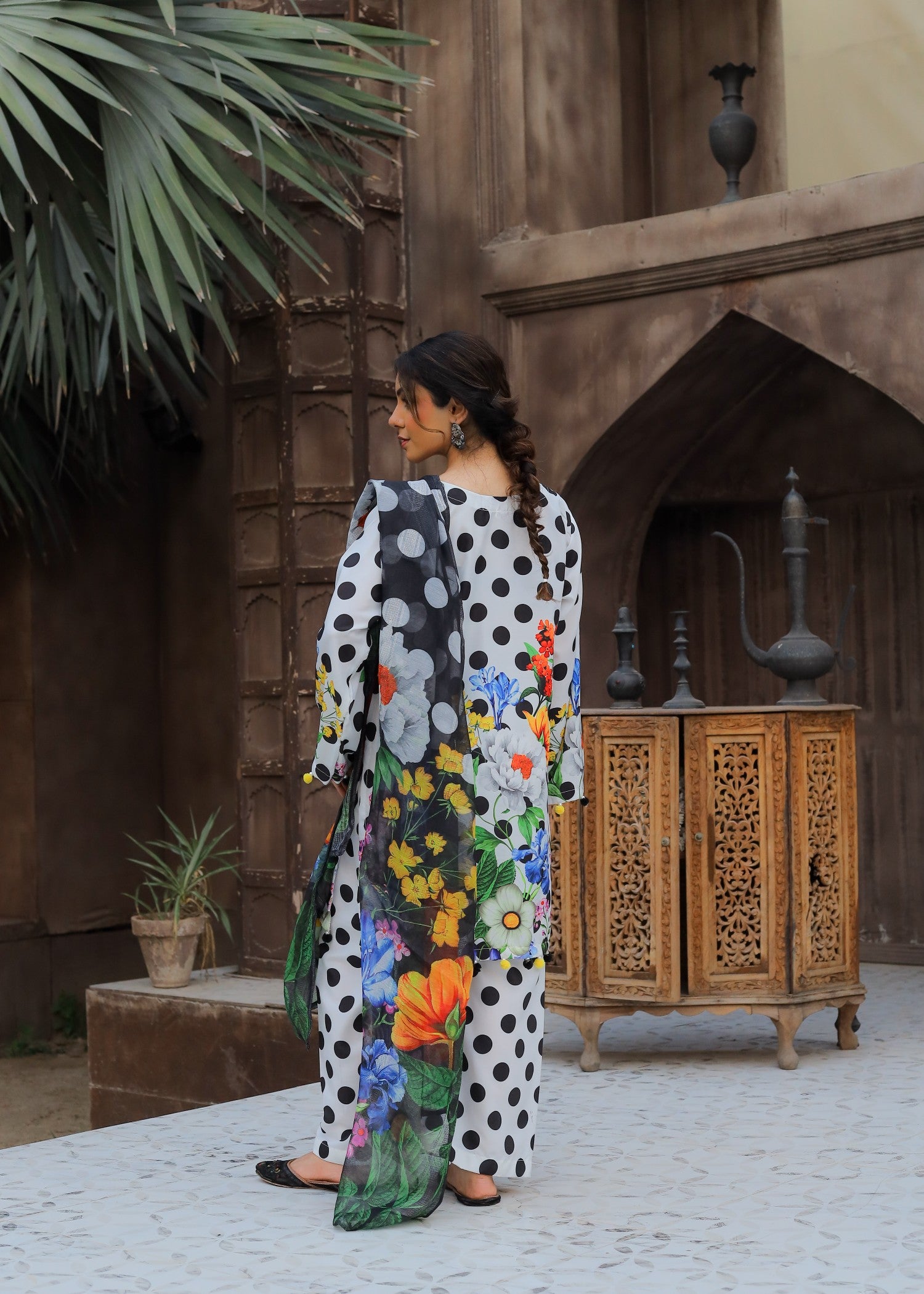 poly lawn Kurta Set in White, multi