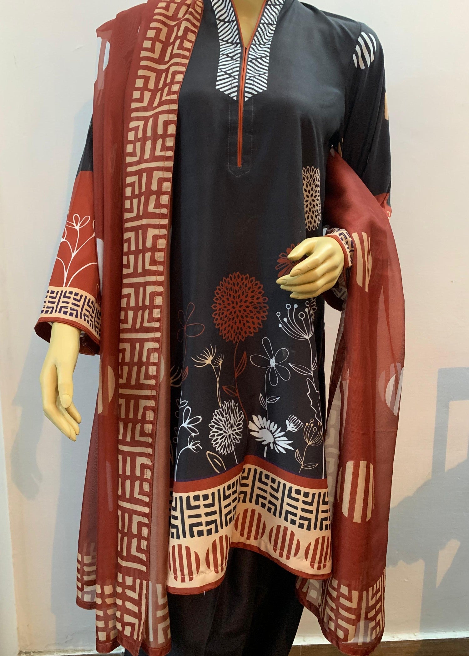 silk finish lawn Unstitched in Black, brown