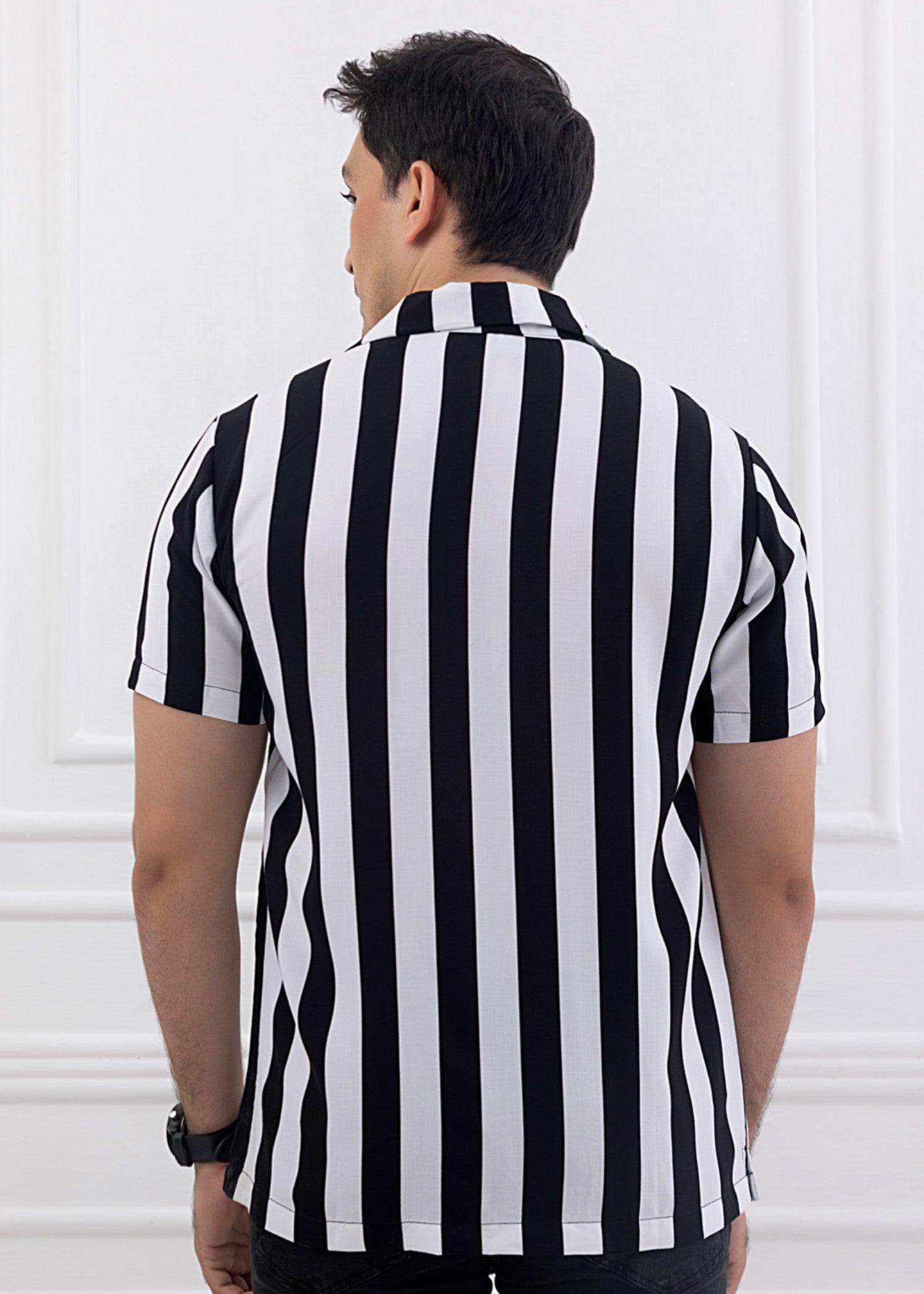 linen Casual Shirt in Black, white