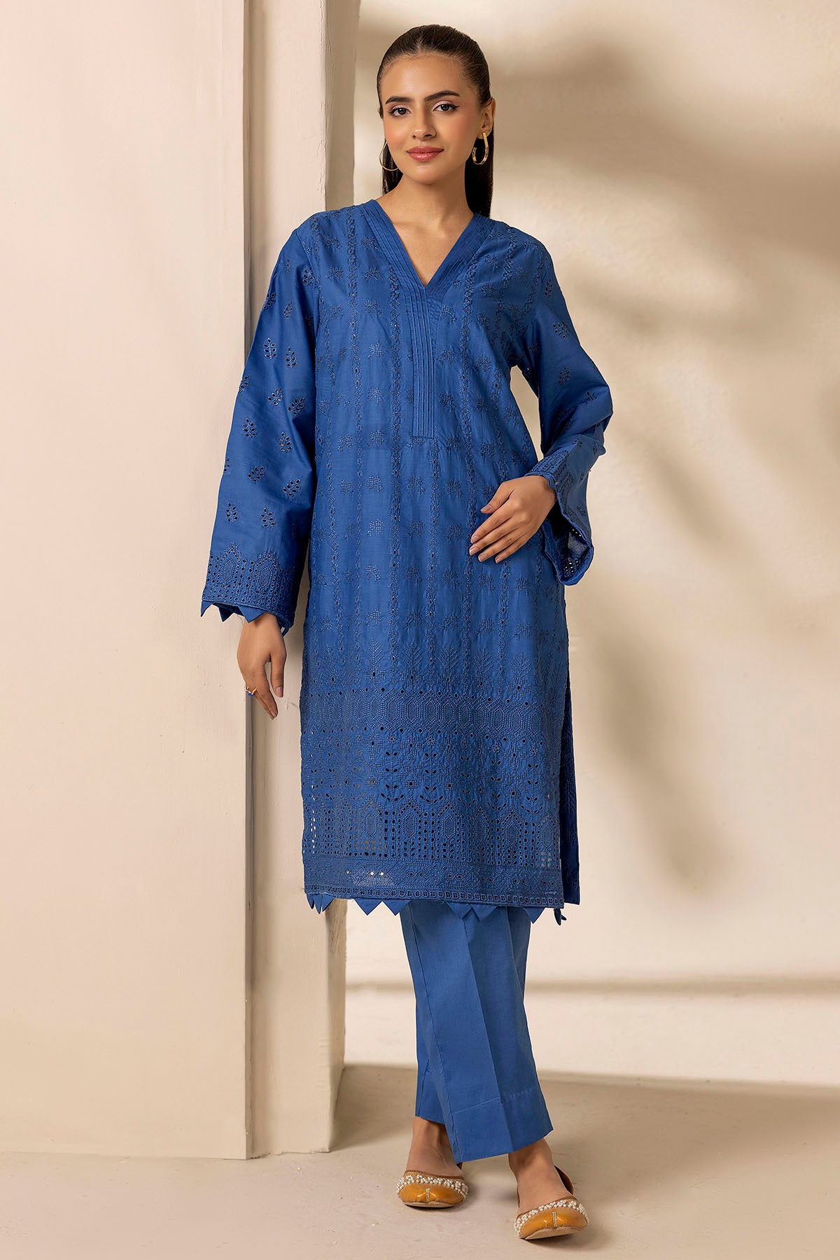 cambric Kurti in Blue