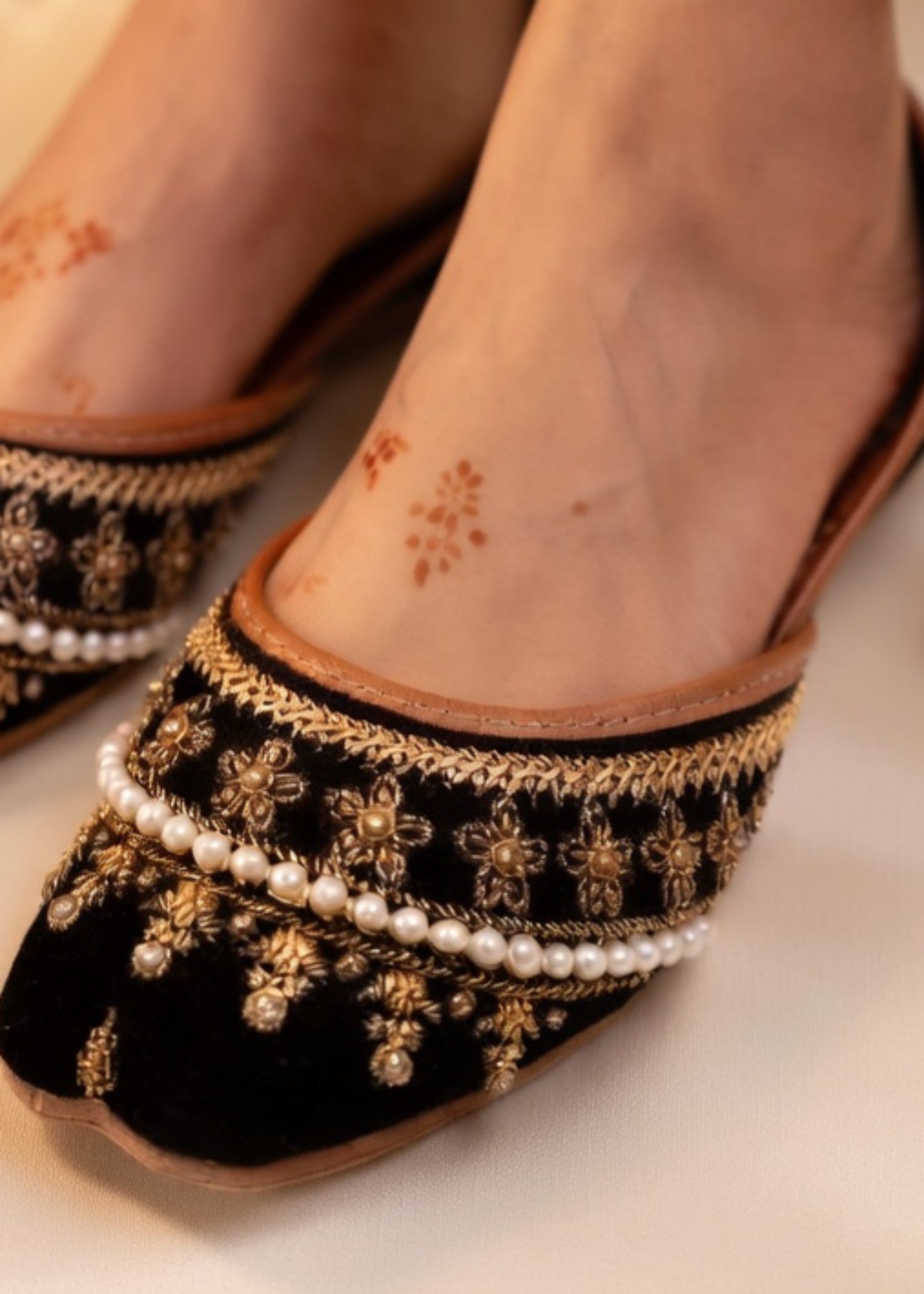 Khussa in Black by - High Quality Women Khussa FGK7819