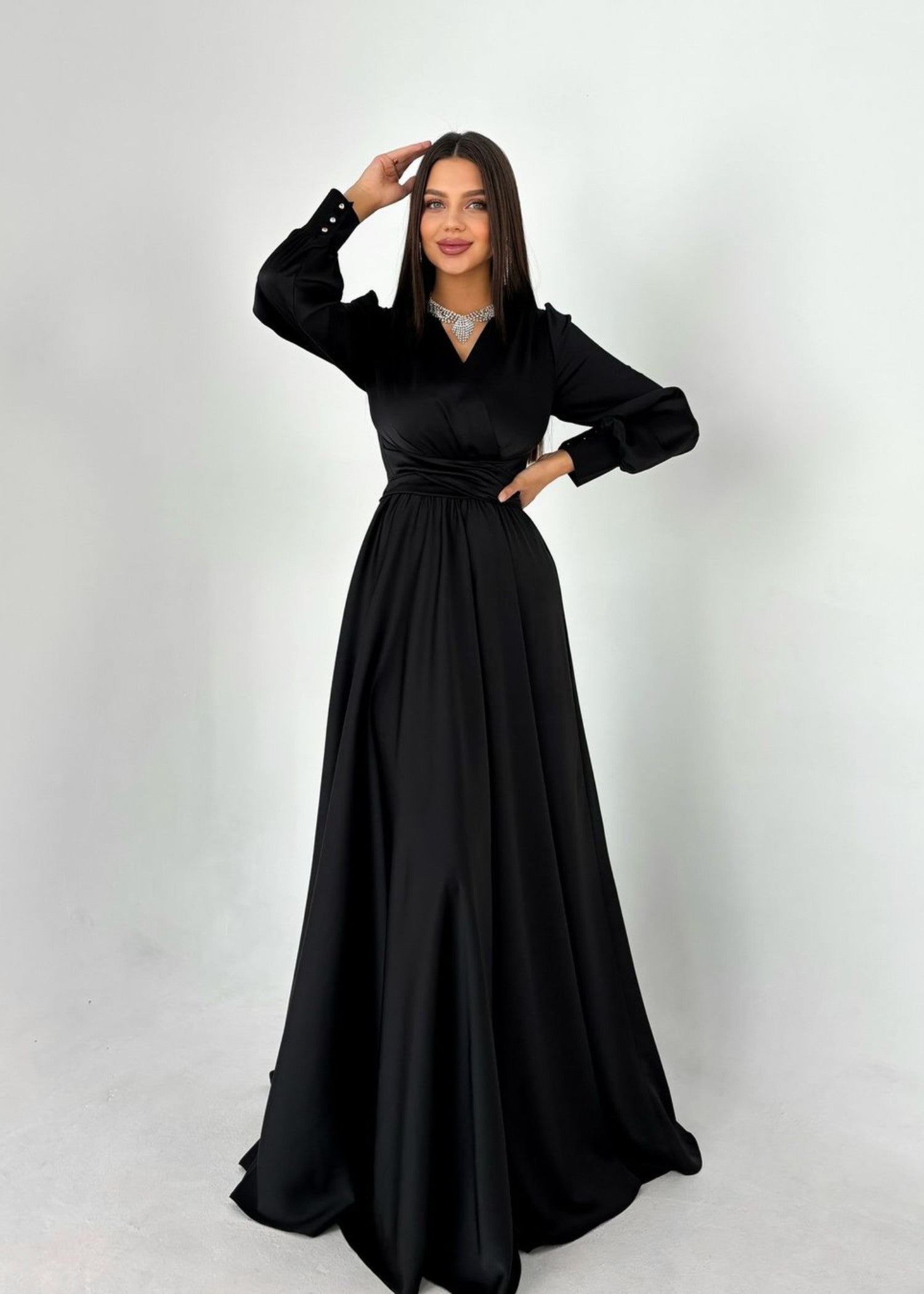 silk Maxi in Black