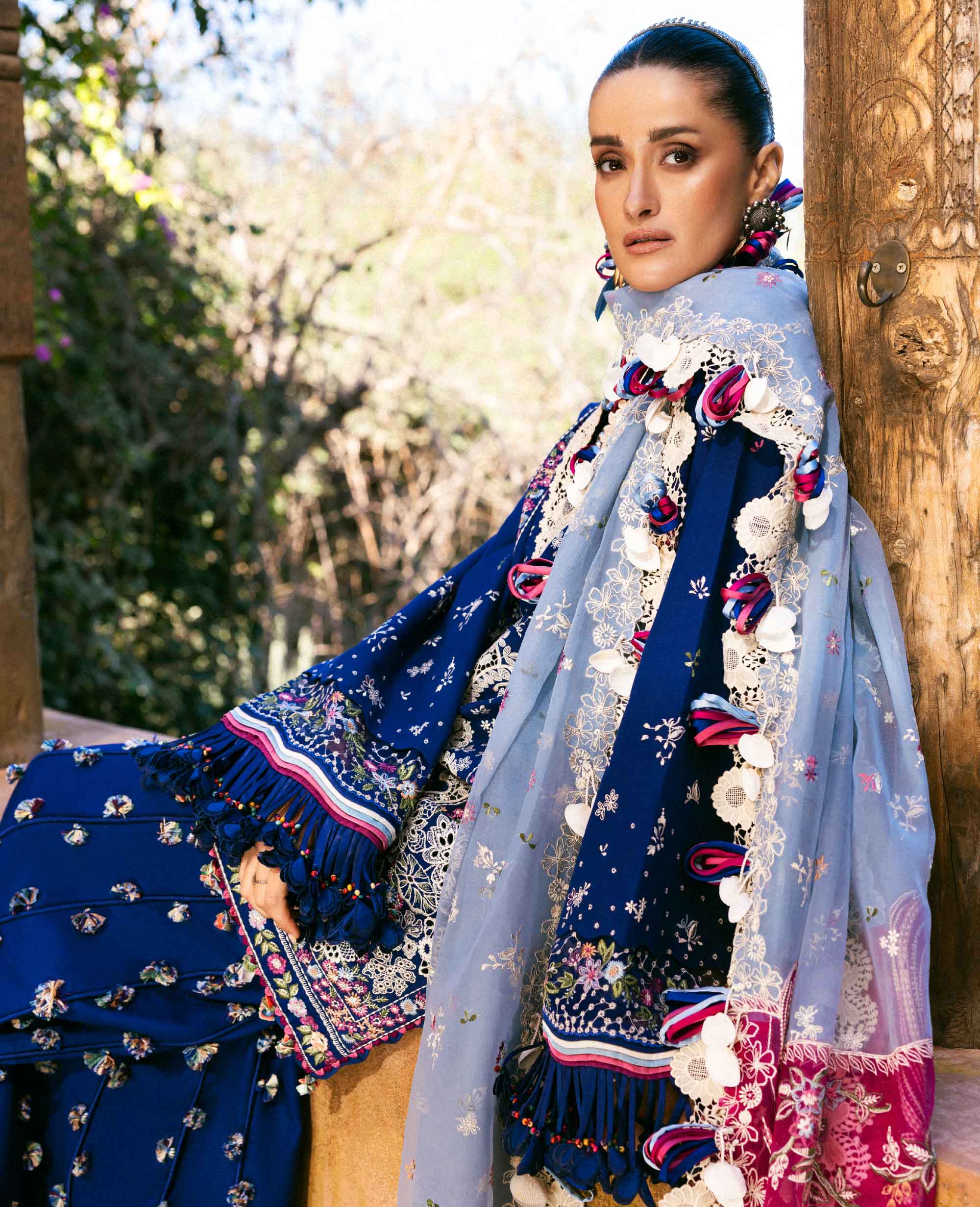 Republic Reine Eid Luxury Lawn – Sia