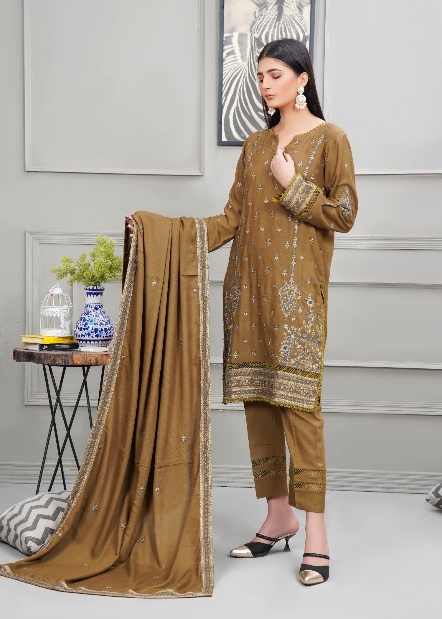 karandi Kurta Set in Camel brown
