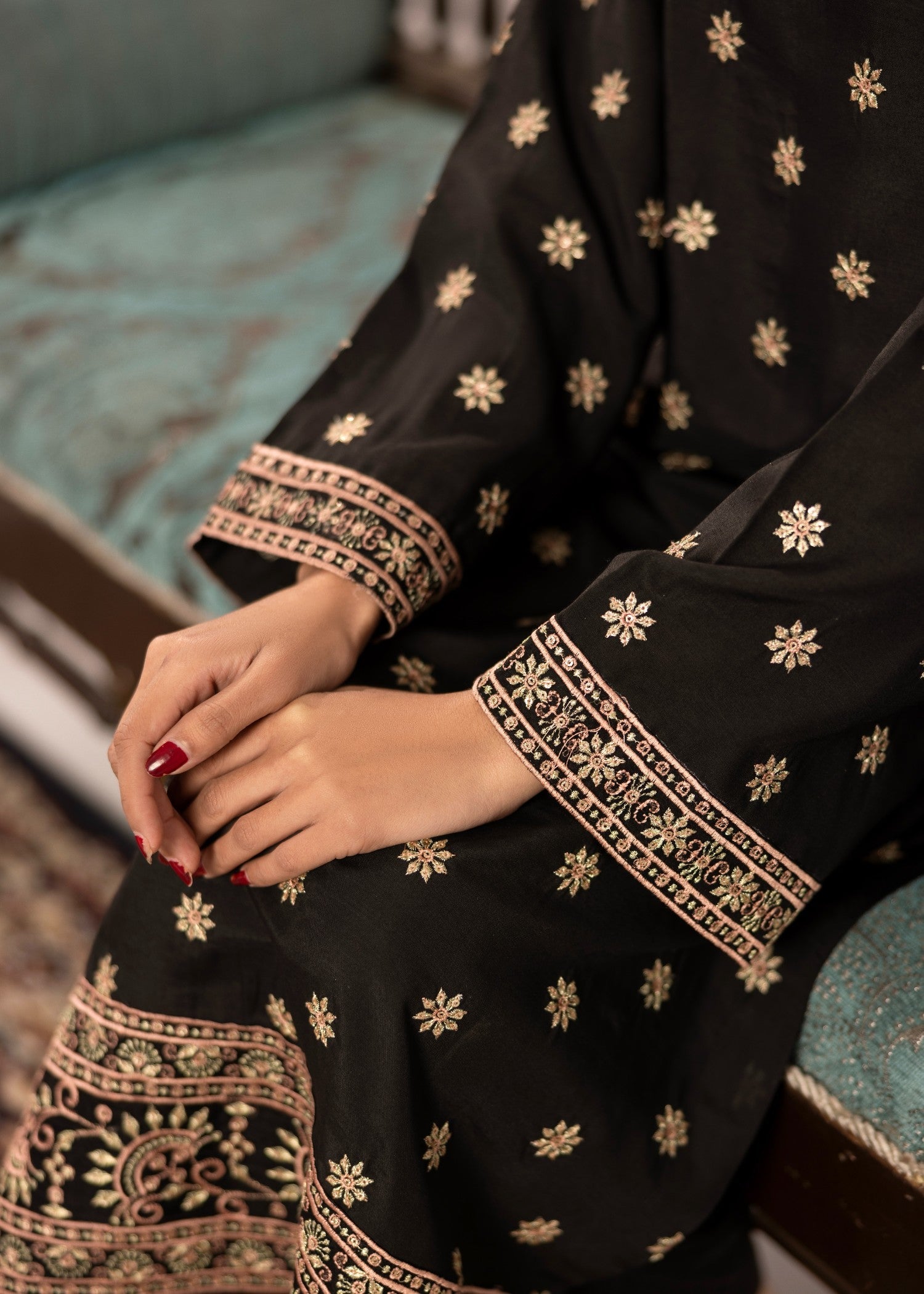 chambray Kurta Set in Black