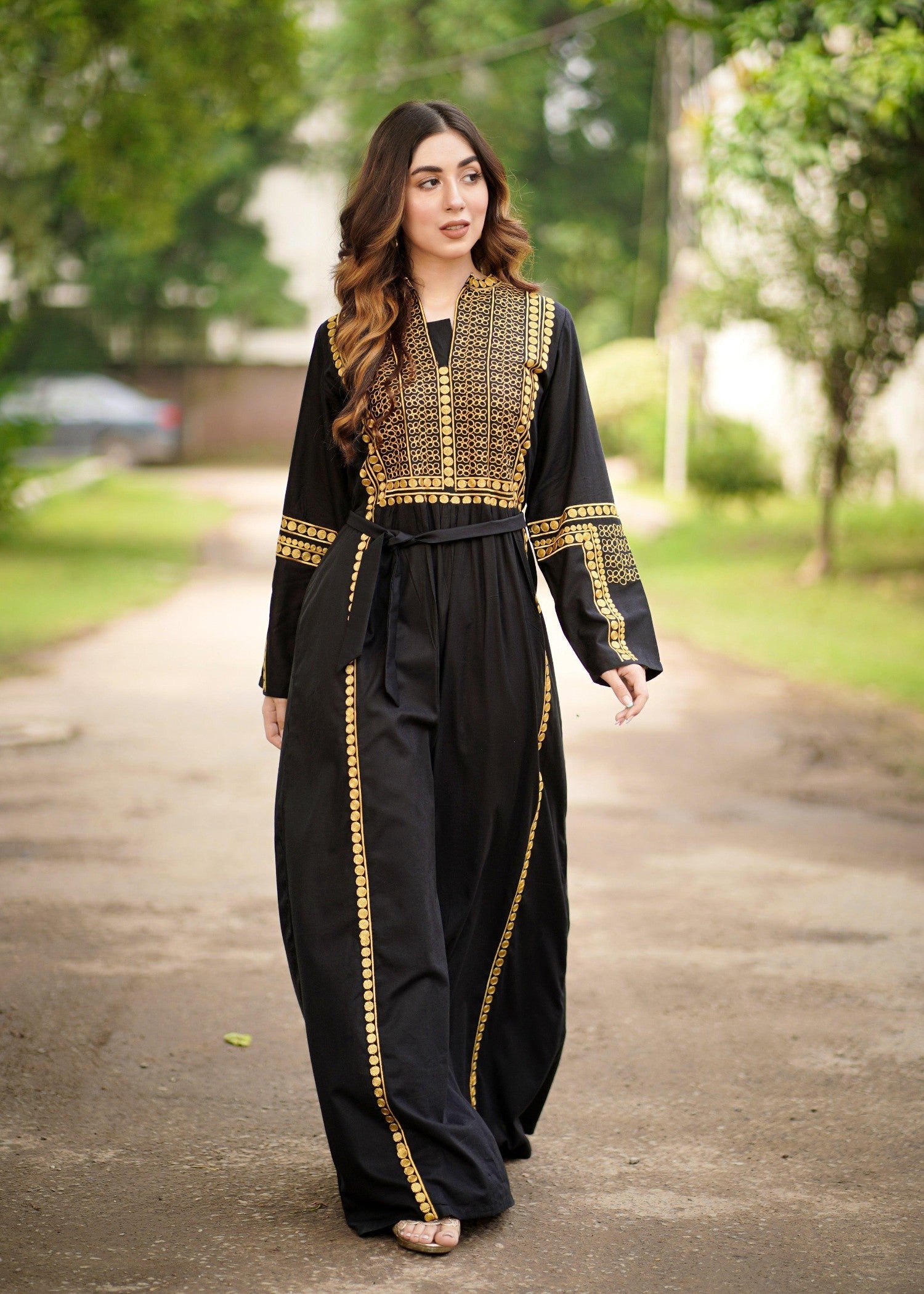 linen Maxi in Black