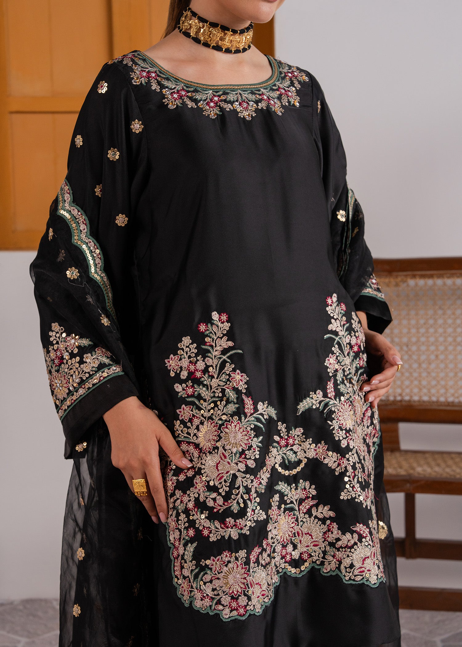 charmuse/shamooz Kurta Set in Black
