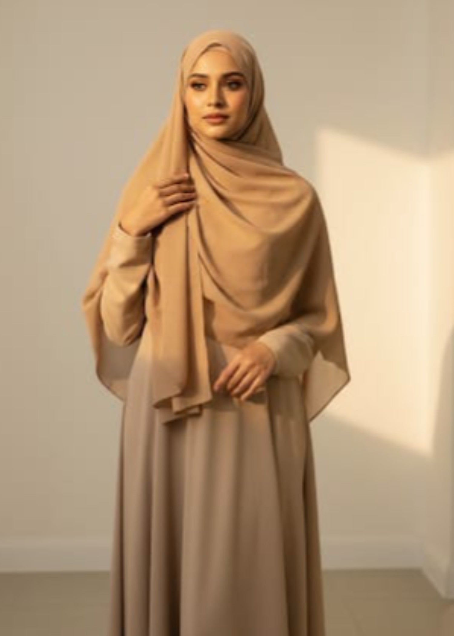 georgette Hijab in Gold