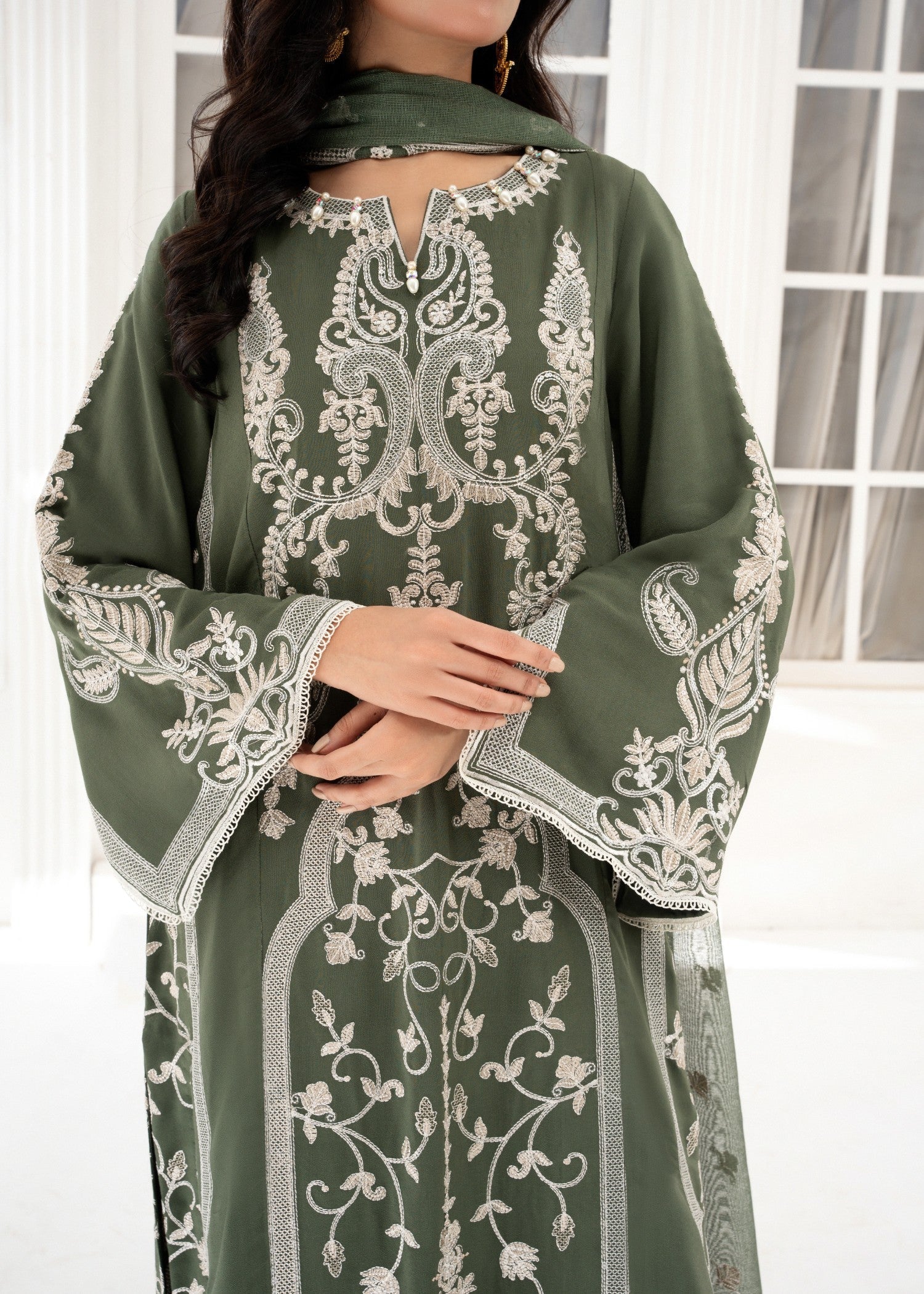 crepe Kurta Set in Sage green