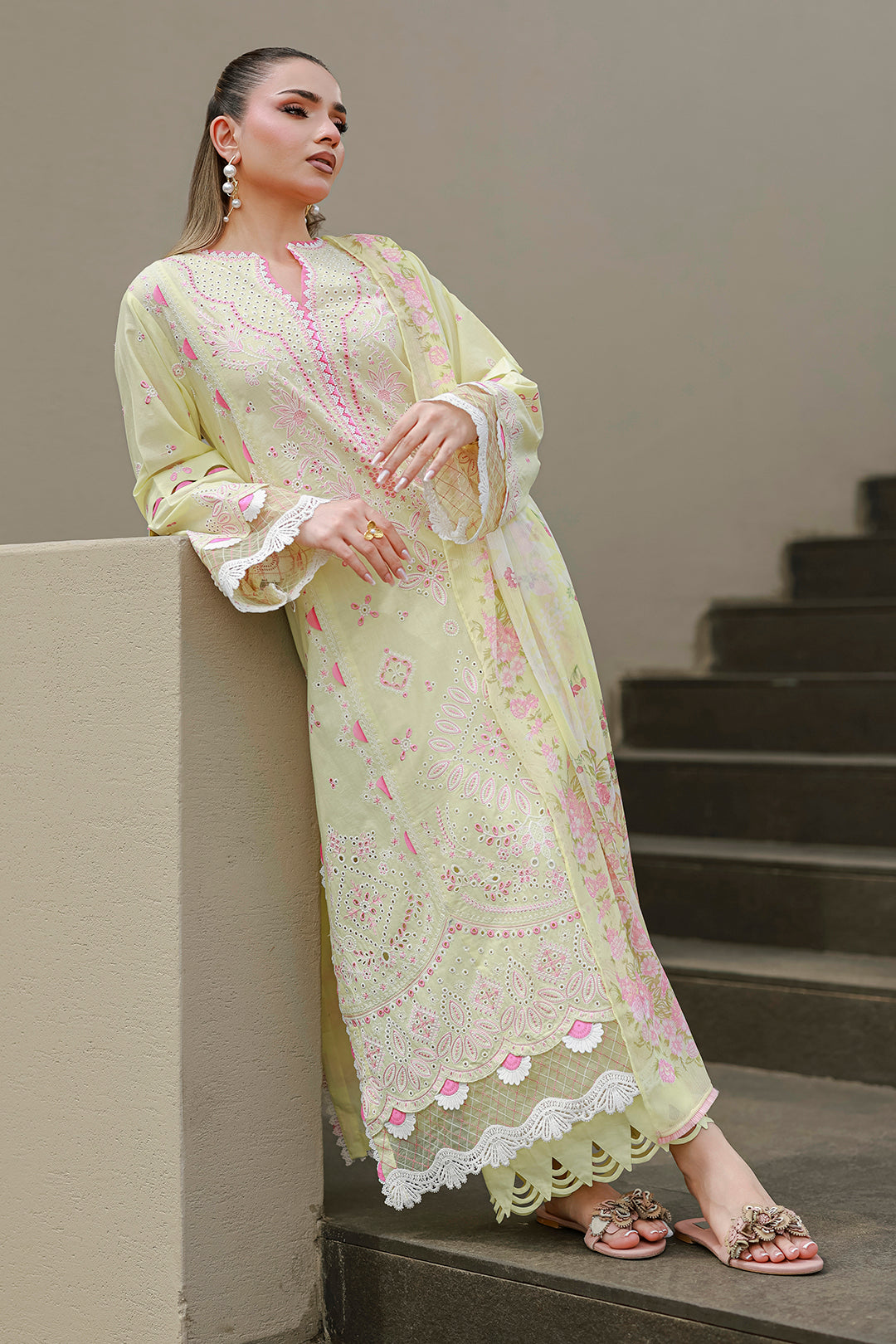Chikankari Lawn – Z-4077