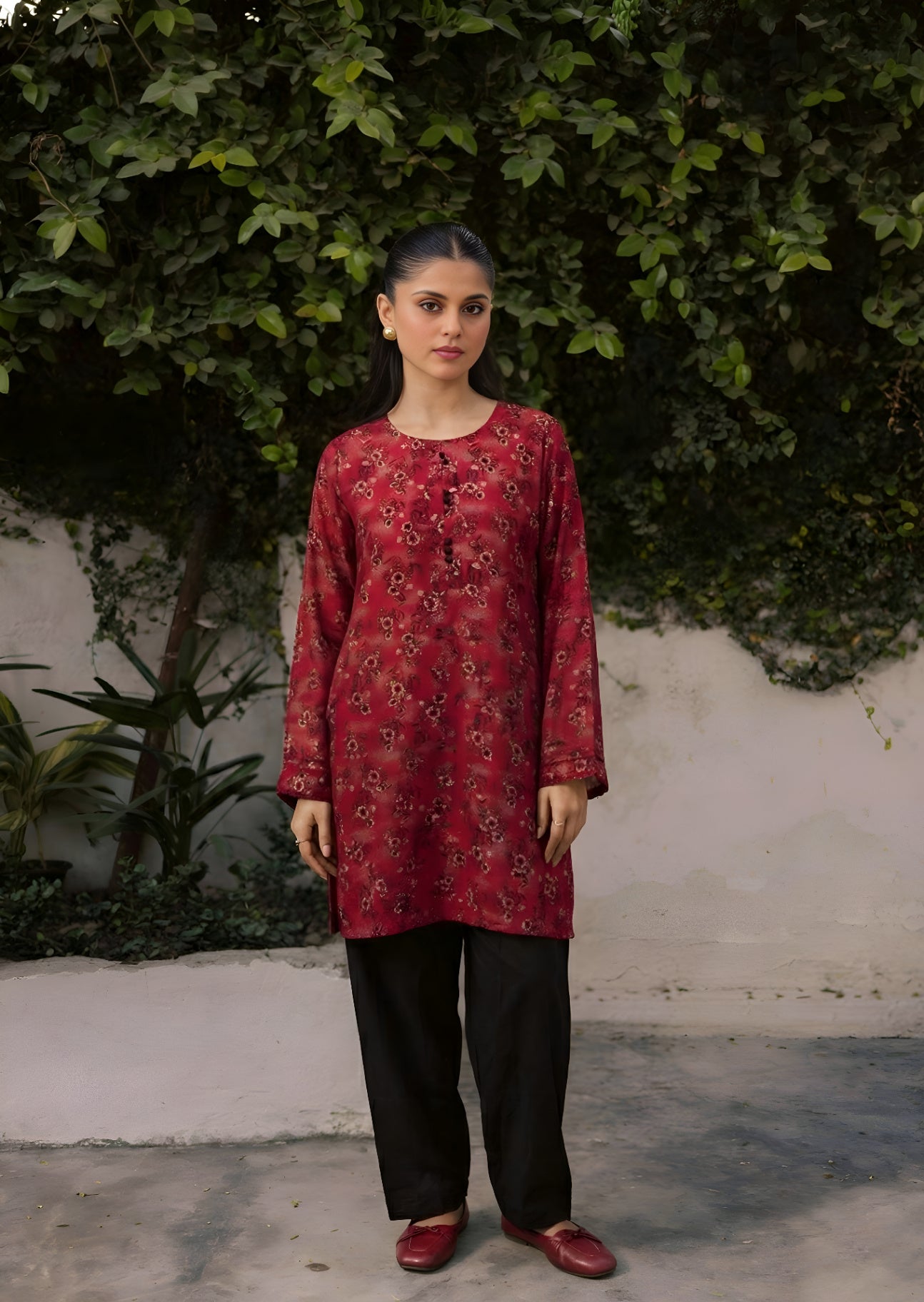 linen Kurta Set in Cherry red