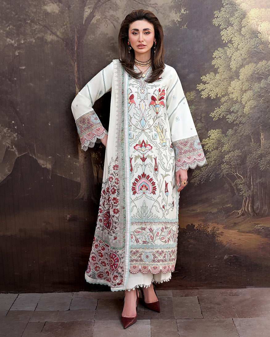 Floral Reveire Lawn – Lunar Glow