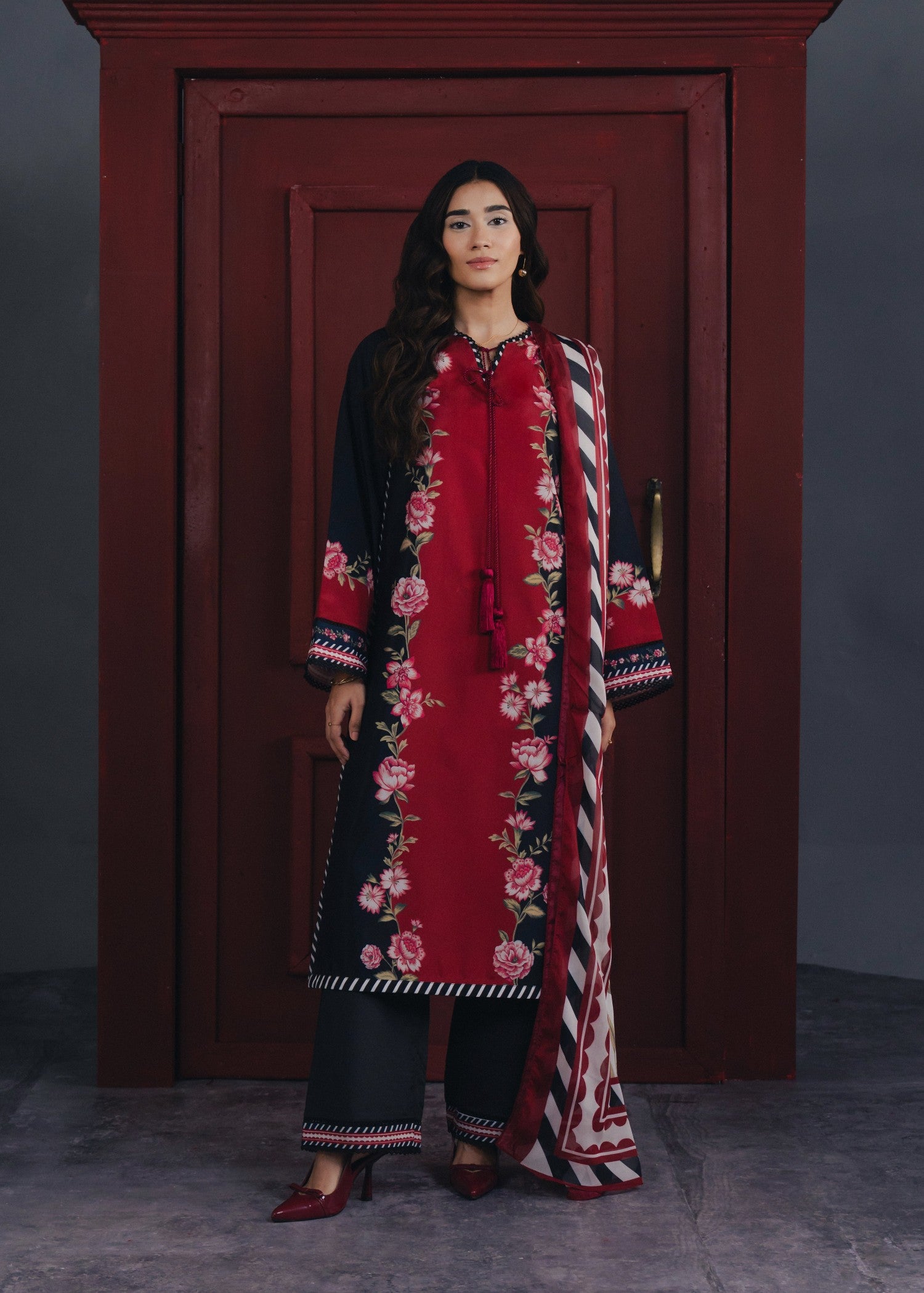 crepe Kurta Set in Maroon