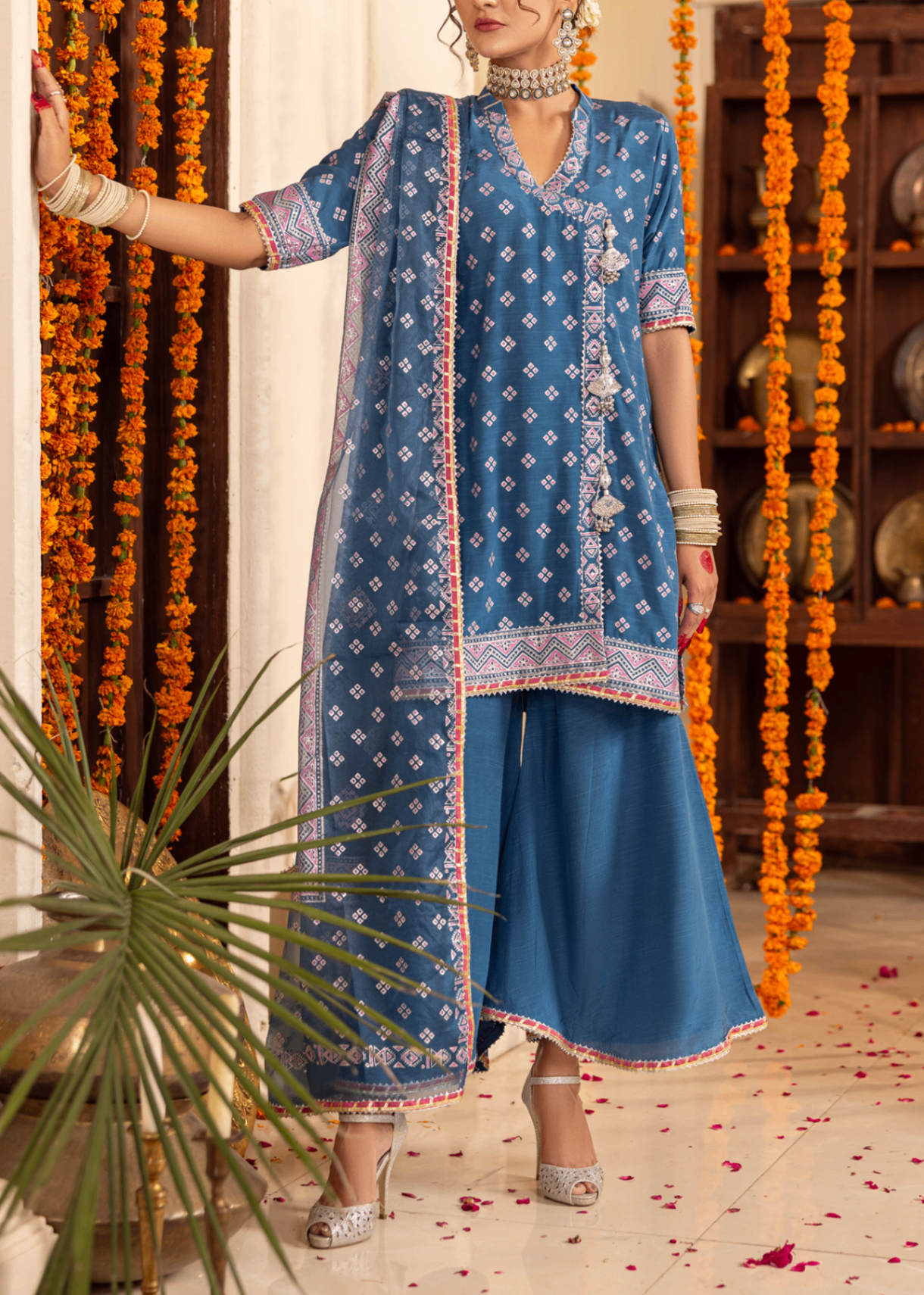 silk Unstitched in Ocean blue