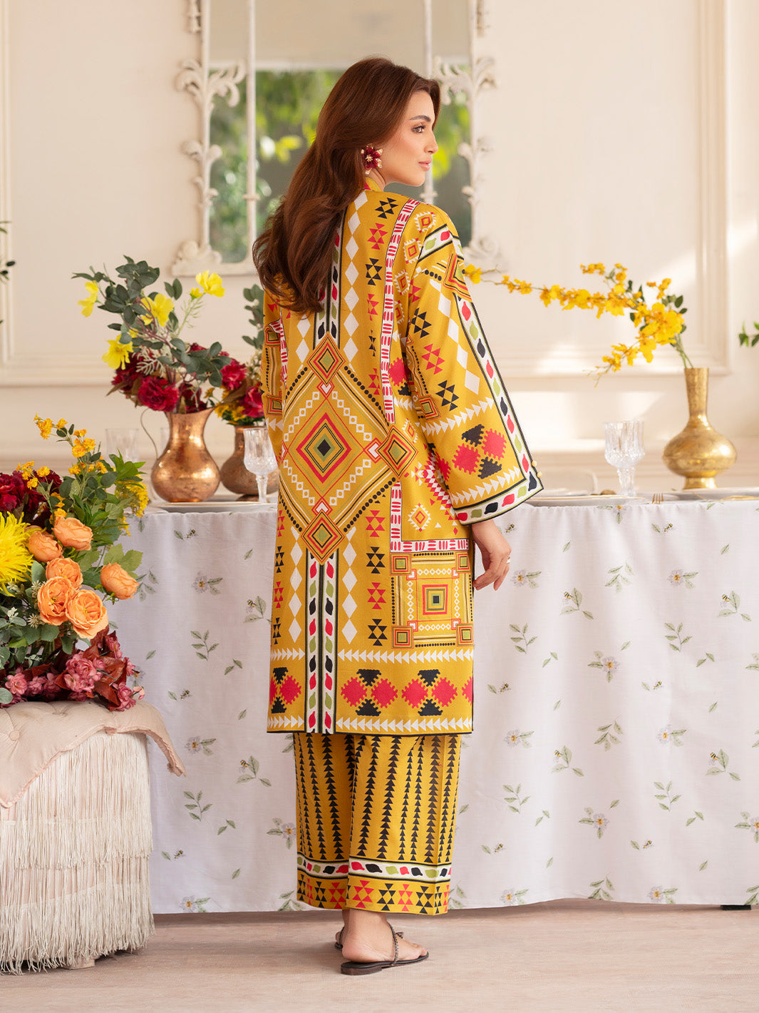 Noir 2PC Lawn – N-02